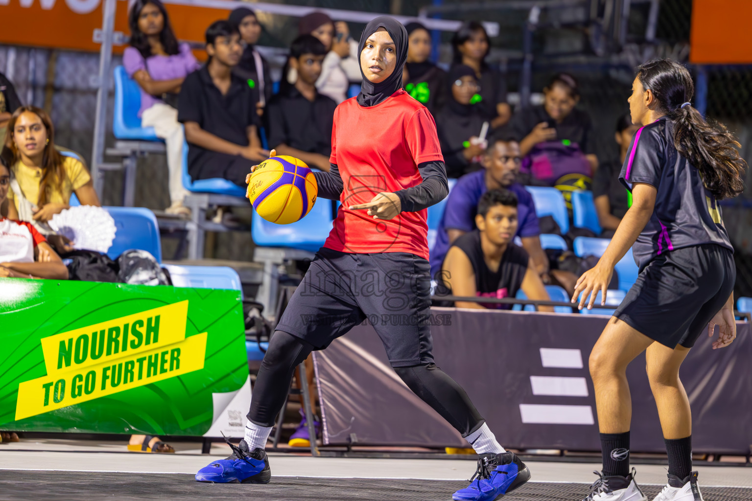 Day 2 of MILO Ramadan 3x3 Challenge 2024 was held in Ekuveni Outdoor Basketball Court at Male', Maldives on Wednesday, 13th March 2024.
Photos: Ismail Thoriq / images.mv