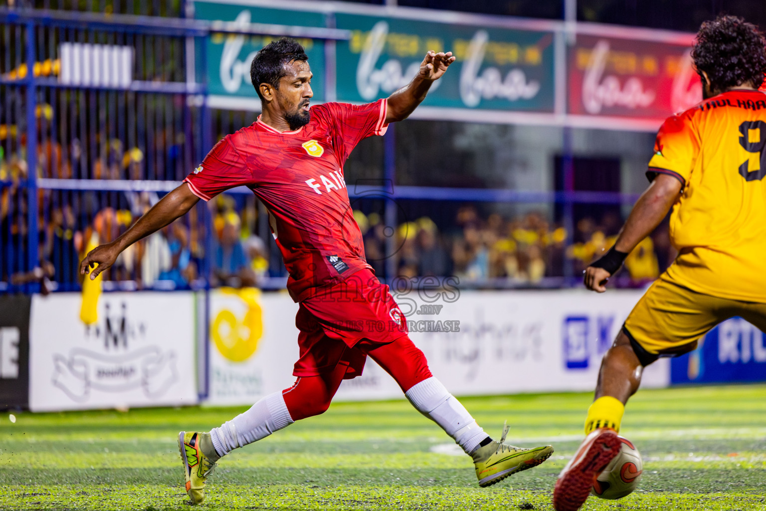Eydhafushi vs Thulhaadhoo in Semi Finals of Better in Baa Futsal Fiesta 2025 Men's division held in B. Eydhafushi, Maldives on Saturday, 15th November 2025. Photos: Nausham Waheed / images.mv