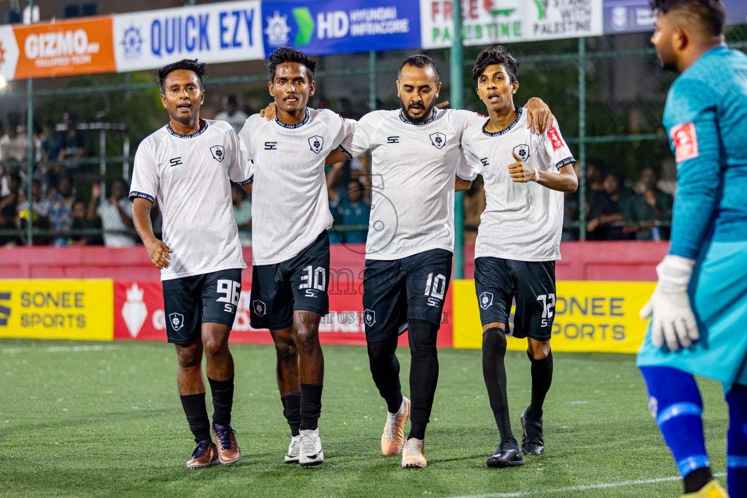 R. Dhuvaafaru VS Sh. Feydhoo on Day 33 of Golden Futsal Challenge 2024, held on Sunday, 18th February 2024, in Hulhumale', Maldives Photos: Hassan Simah / images.mv