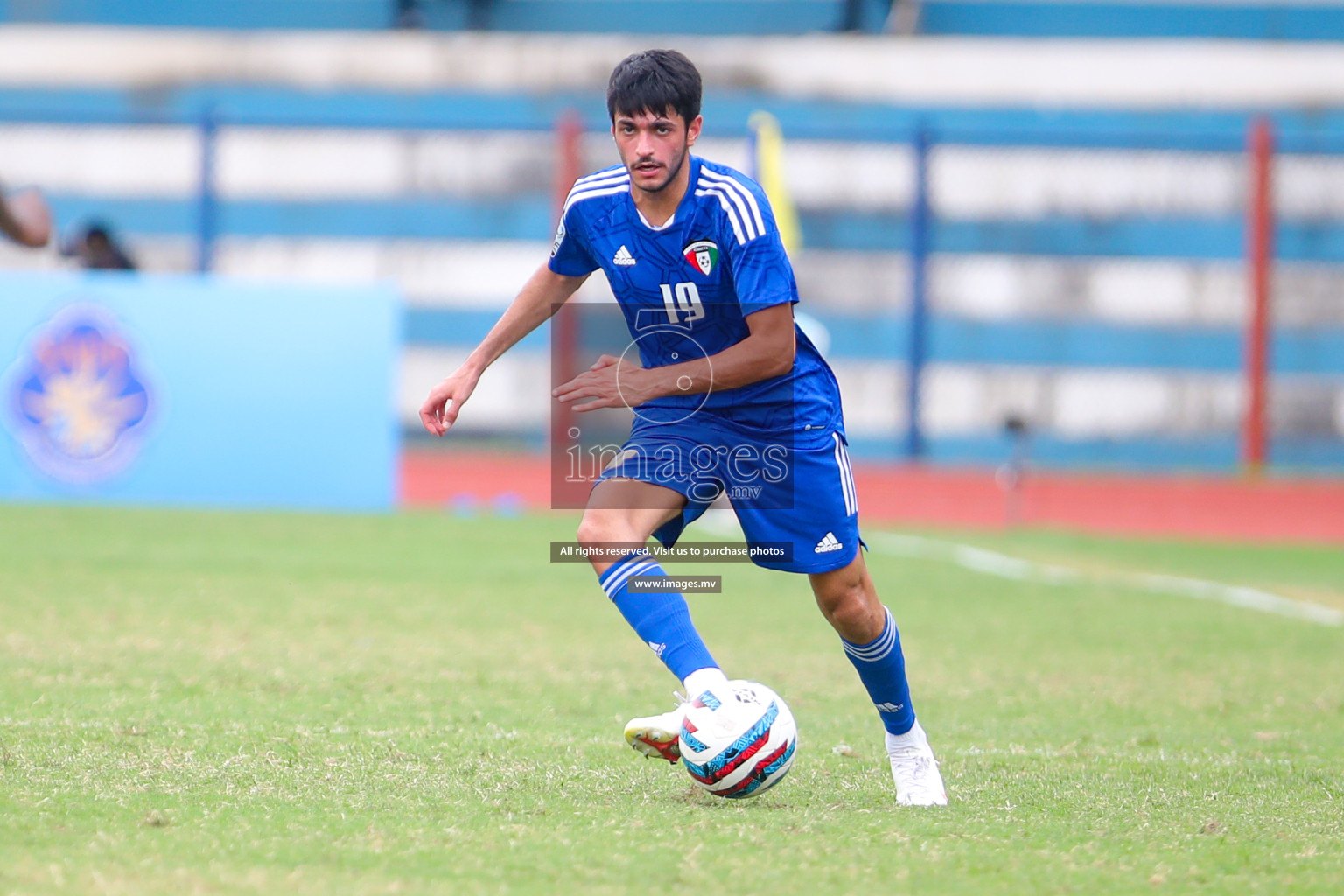 Kuwait vs Bangladesh in the Semi-final of SAFF Championship 2023 held in Sree Kanteerava Stadium, Bengaluru, India, on Saturday, 1st July 2023. Photos: Nausham Waheed, Hassan Simah / images.mv