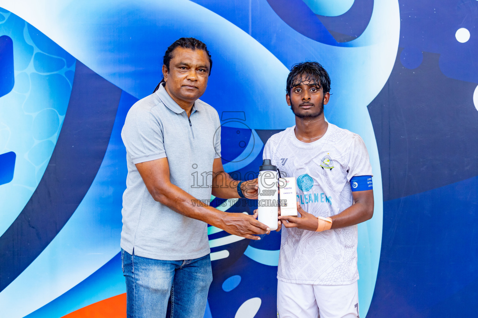 Maziya SRC vs Club Green Streets in Day 2 of Under 19 Youth Championship 2024 was held at National Stadium in Male', Maldives on Monday, 10th June 2024. Photos: Nausham Waheed / images.mv b