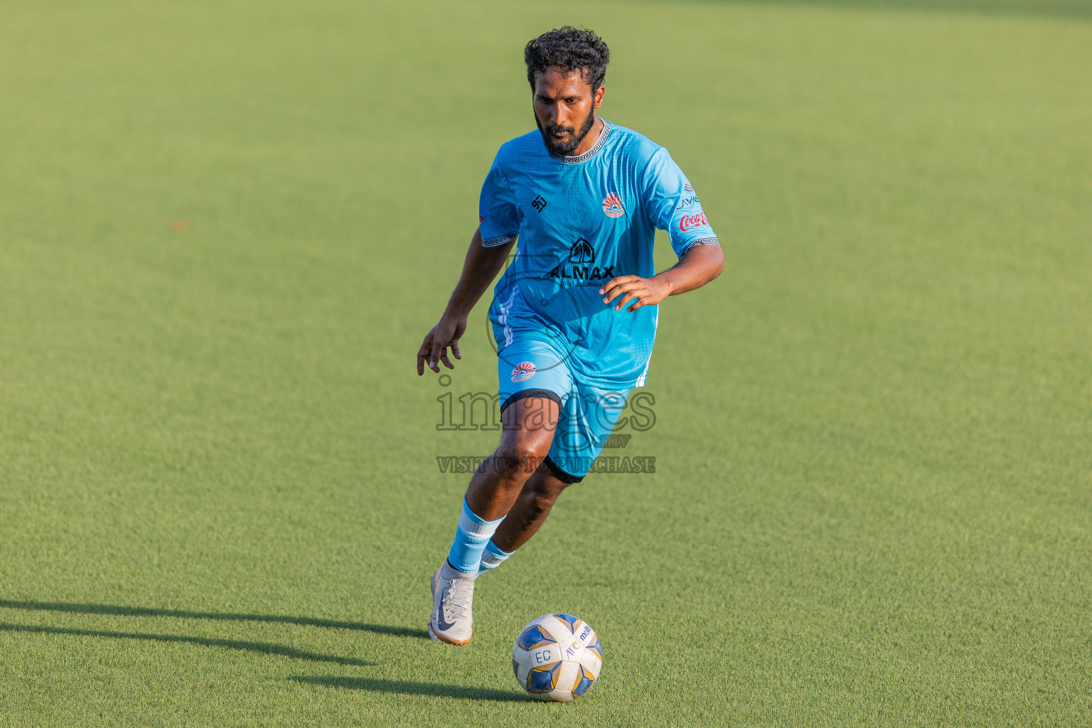Irumathi FC VS Middle East in Day 5 of Eydhafushi Cup 2025 held in Eydhafushi Football Stadium at B. Eydhafushi, Maldives on Tuesday, 9th September 2025. Photos: Arif Rasheed / images.mv