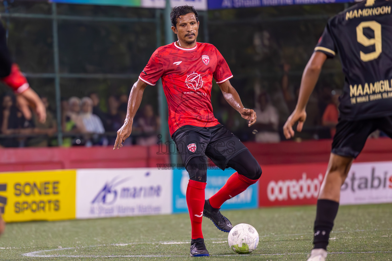 ADh Maamigili vs ADh Mahibadhoo on Day 36 of Golden Futsal Challenge 2024 was held on Wednesday, 21st February 2024, in Hulhumale', Maldives
Photos: Ismail Thoriq, / images.mv