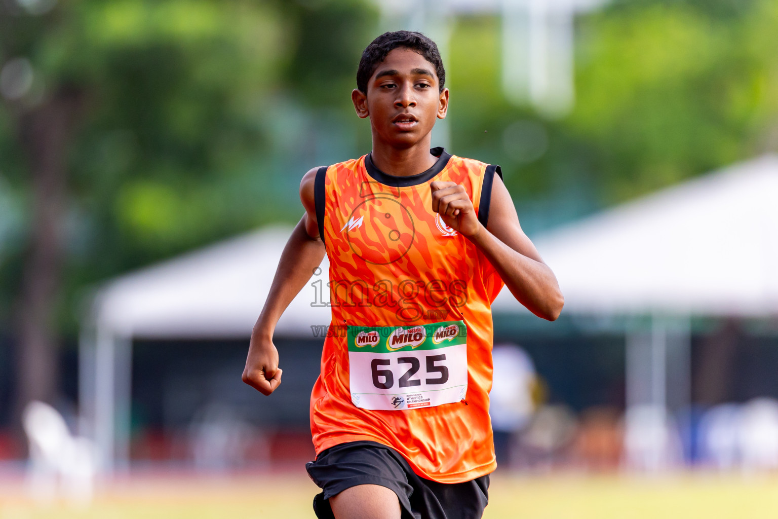 Day 5 of Inter-school Athletics Championship 2025 held in Ekuveni Synthetic Track, Male', Maldives on Saturday, 11th October 2025. Photos by: Nausham Waheed / Images.mv
