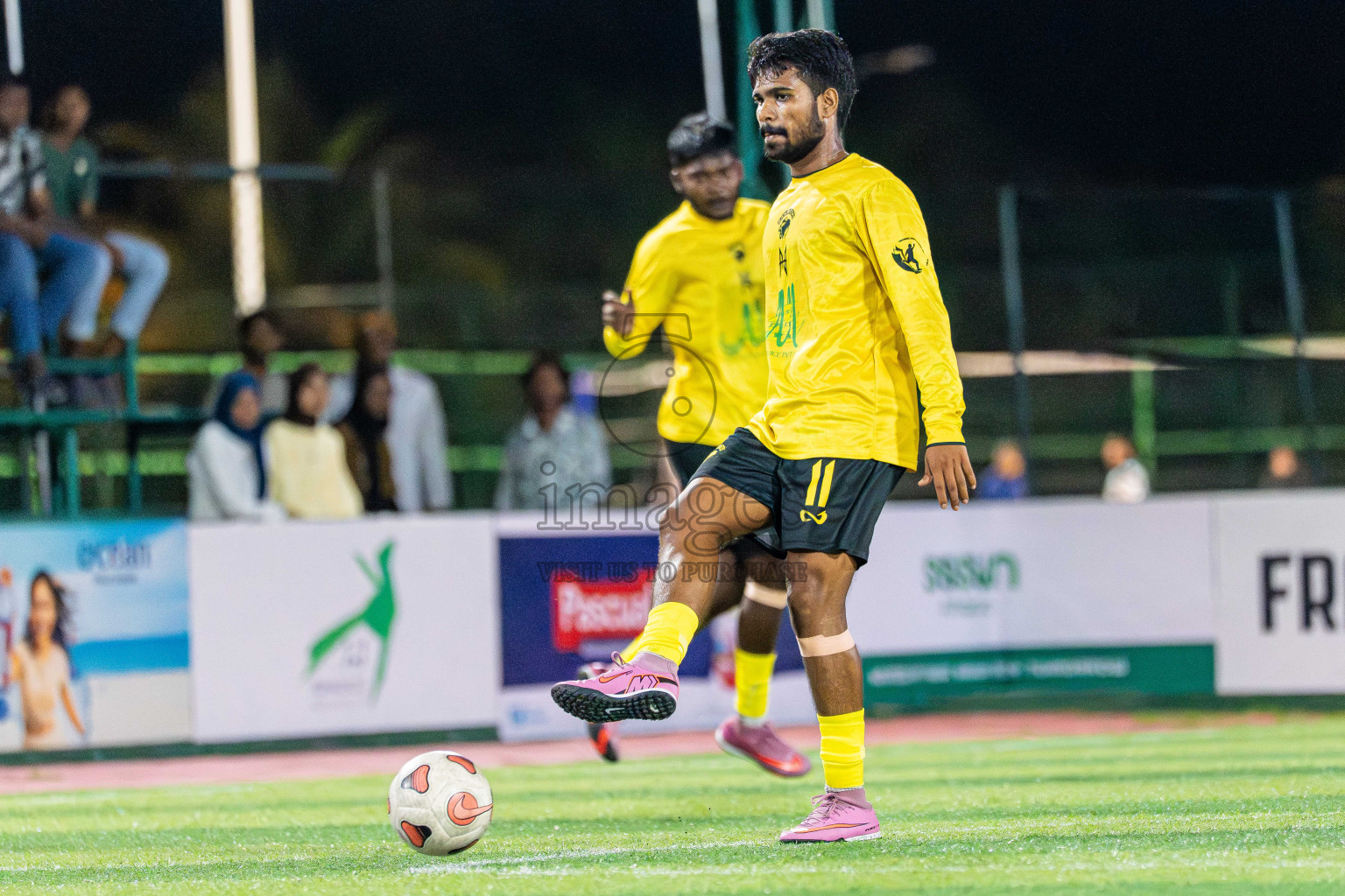 Kanmathi SC VS BEST in Day 4 - Fonadhoo Youth Futsal Challenge 2025 held in Fonadhoo Futsal Stadium, L. Fonadhoo, Maldives on Wednesday, 29th October 2025 Photos: Arif Rasheed / images.mv