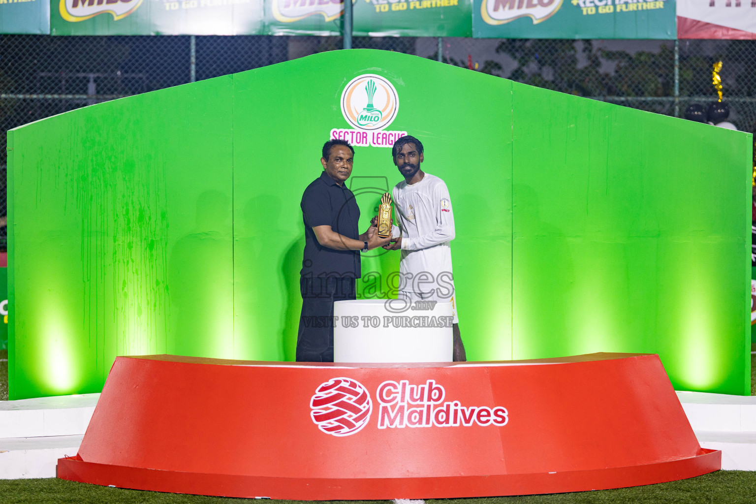 Arena vs Hawks in the Final of Milo Sector League 2025 was held in Rehendhi Futsal Ground, Hulhumale', Maldives on Tuesday, 18th November 2025. Photos: Areef Adam / images.mv