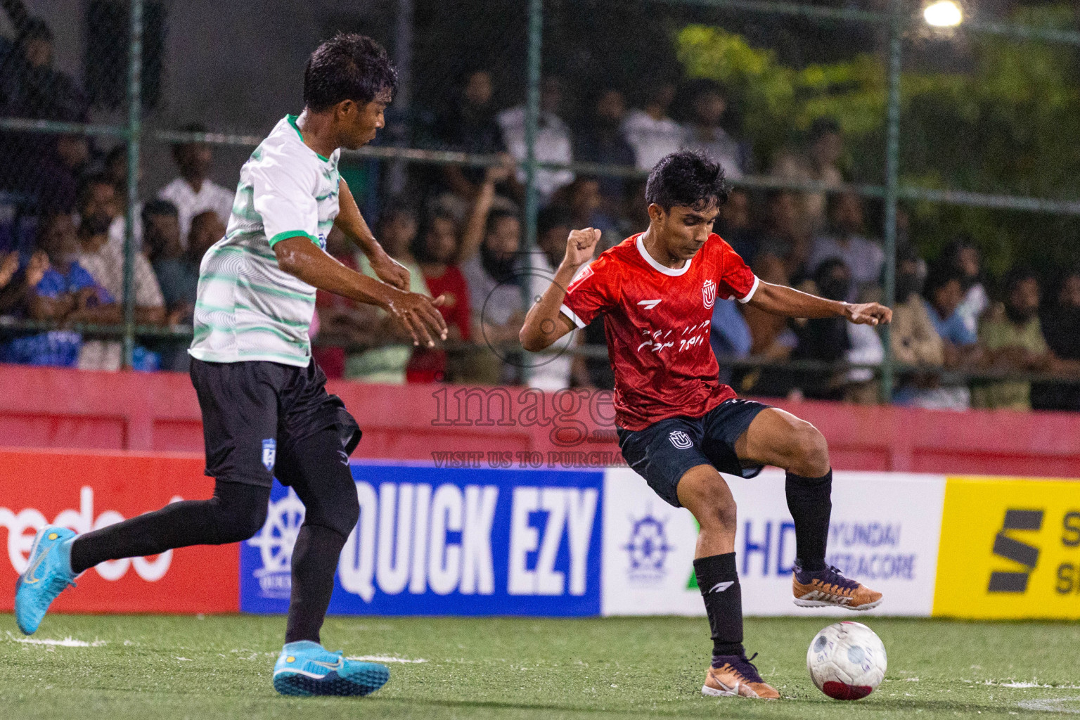 HDh Nolhivaran vs HDh Kumundhoo in Day 6 of Golden Futsal Challenge 2024 was held on Saturday, 20th January 2024, in Hulhumale', Maldives
Photos: Ismail Thoriq / images.mv