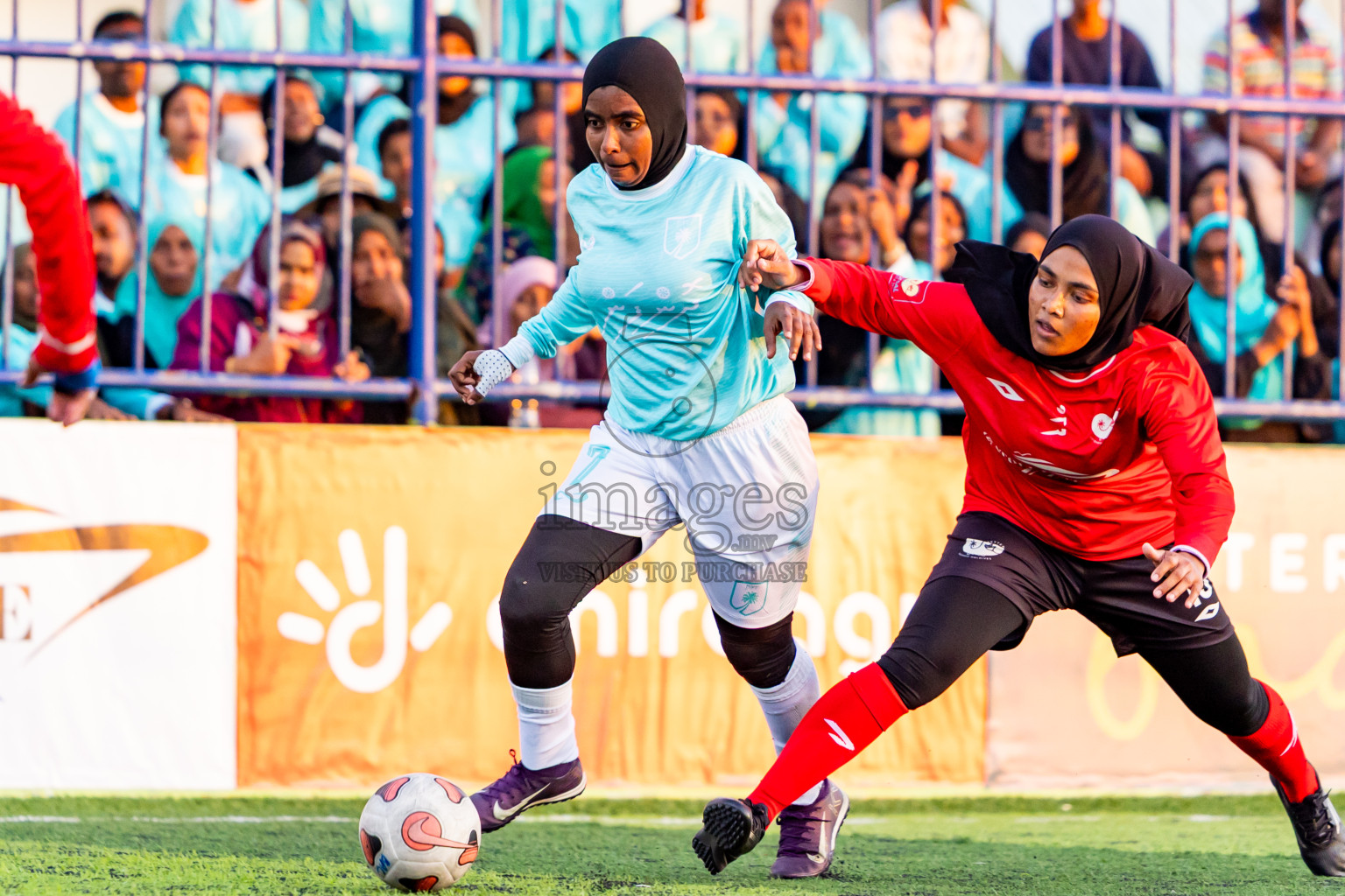 Dhonfan vs Goidhoo in Day 3 of Better in Baa Futsal Fiesta 2025 Woman's division held in B. Eydhafushi, Maldives on Friday, 7th November 2025. Photos: Nausham Waheed / images.mv