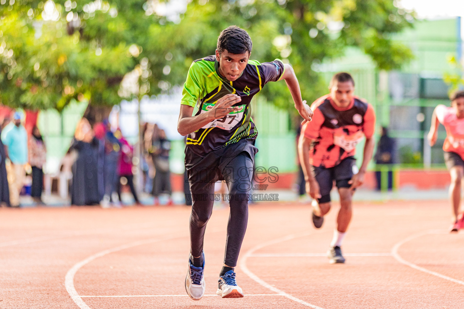 Day 3 of Inter-school Athletics Championship 2025 held in Ekuveni Synthetic Track, Male', Maldives on Wednesday, 08th October 2025. Photos by: Areef Adam  / Images.mv