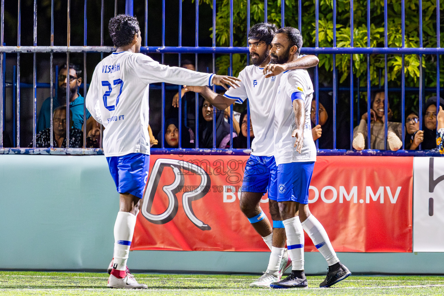 Hithaadhoo vs Dharavandhoo in Day 7 of Better in Baa Futsal Fiesta 2025 Men's division held in B. Eydhafushi, Maldives on Tuesday, 11th November 2025. Photos: Nausham Waheed / images.mv