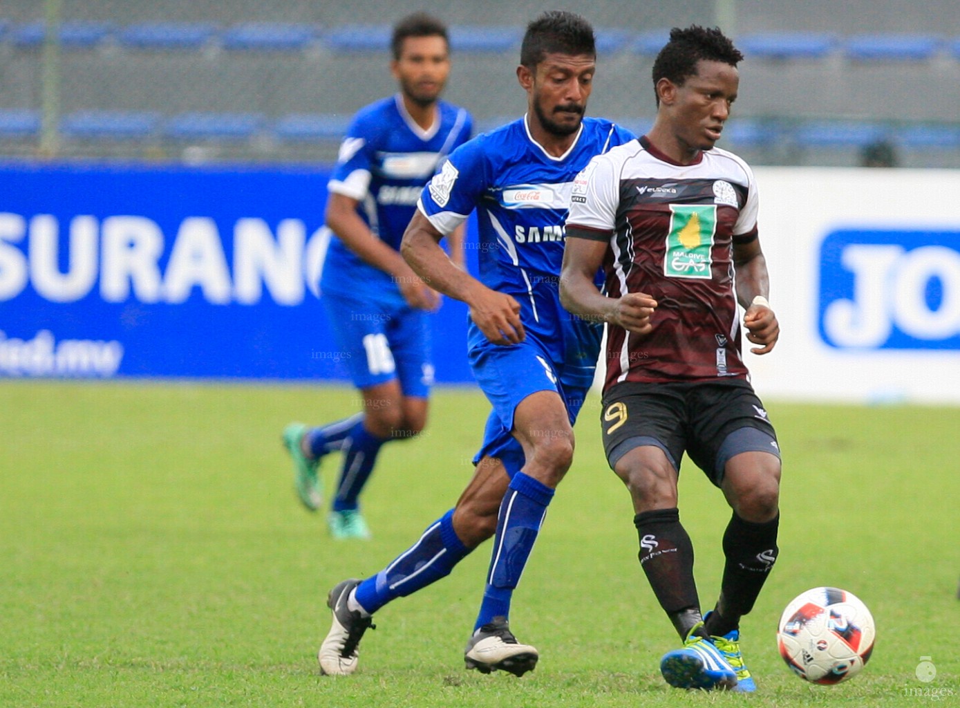 New Radiant Sports Club vs BG Sports Club  in the second round of Ooredoo Dhivehi Premiere League. 2016 Male', Wednesday  17 August 2016. (Images.mv Photo: Abdulla Abeedh)