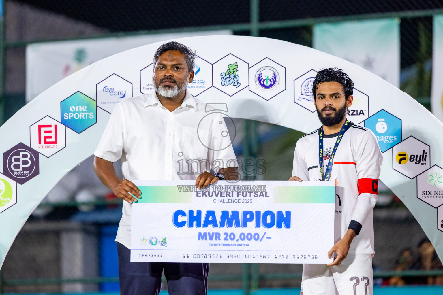 Ifhaams vs Dee Cee Jay SC in Final of Laamehi Dhiggaru Ekuveri Futsal Challenge 2025 was held on Tuesday, 29th July 2025, at Dhiggaru Futsal Ground, Dhiggaru, Maldives Photos: Nausham Waheed  / images.mv