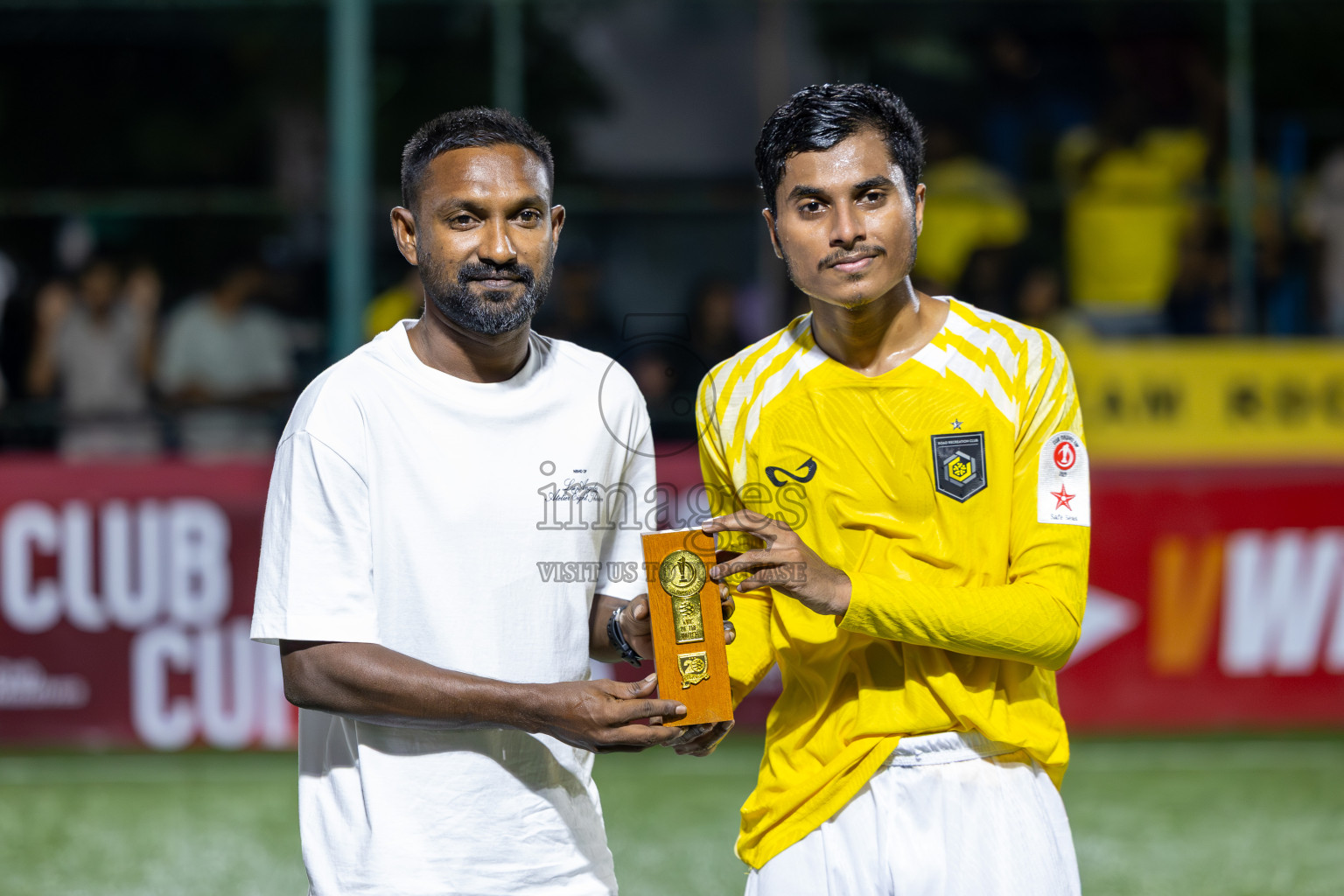 RRC vs FEN in Day 4 of Club Maldives Cup 2025 was held in Rehendi Futsal Ground, Hulhumale', Maldives on Thursday, 2nd October 2025. Photos: Mohamed Mahfooz Moosa / images.mv