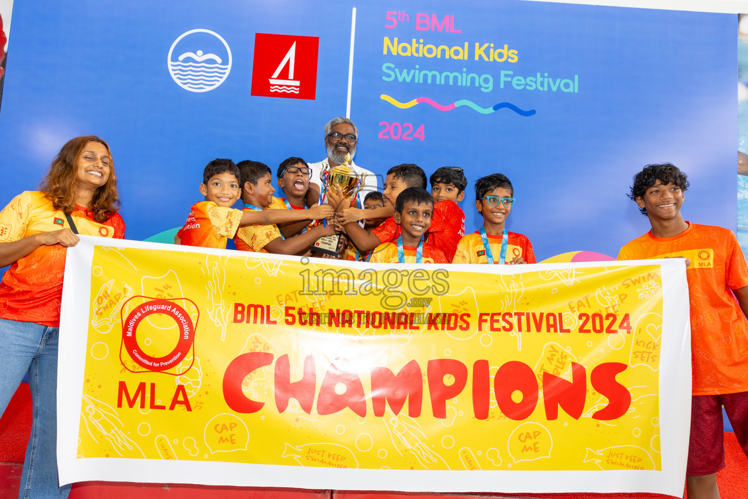 Closing of BML 5th National Swimming Kids Festival 2024 held in Hulhumale', Maldives on Saturday, 23rd November 2024.
Photos: Ismail Thoriq / images.mv