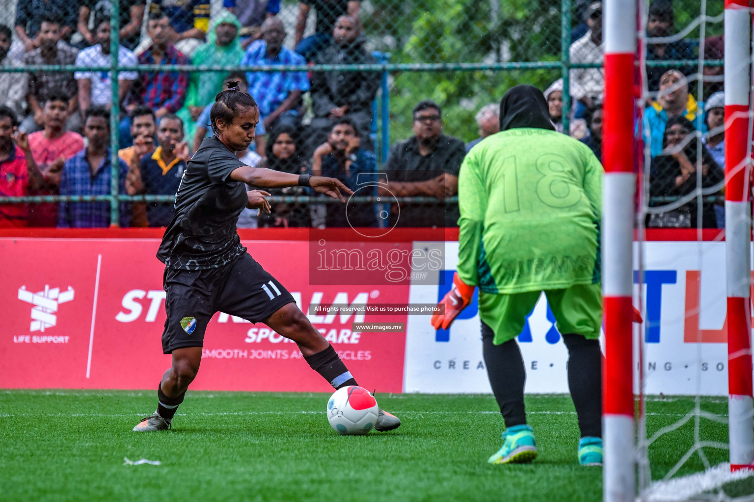 DSC vs Club MYS in Eighteen Thirty Women's Futsal Fiesta 2022 was held in Hulhumale', Maldives on Friday, 14th October 2022. Photos: Nausham Waheed / images.mv