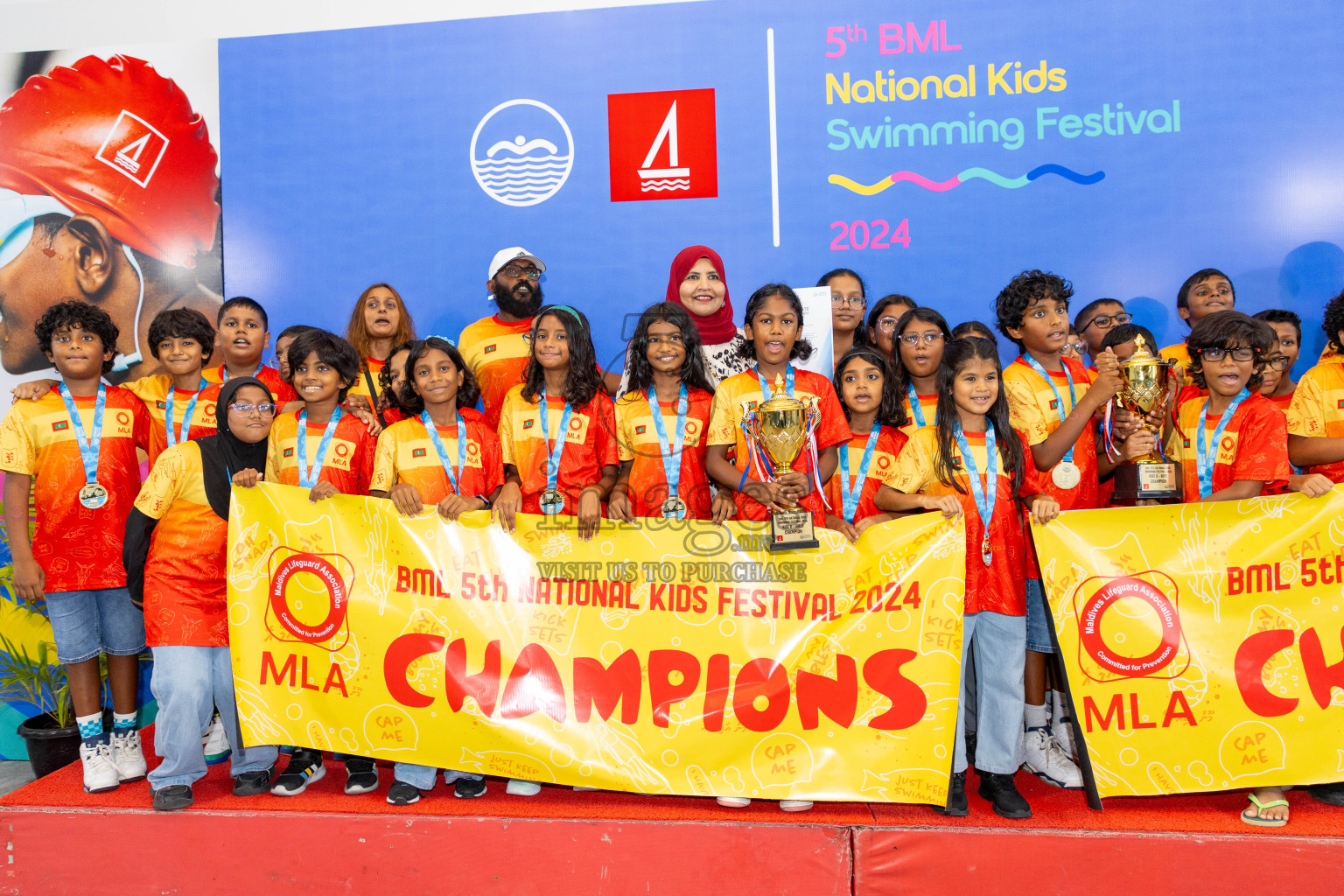 Closing of BML 5th National Swimming Kids Festival 2024 held in Hulhumale', Maldives on Saturday, 23rd November 2024.
Photos: Ismail Thoriq / images.mv