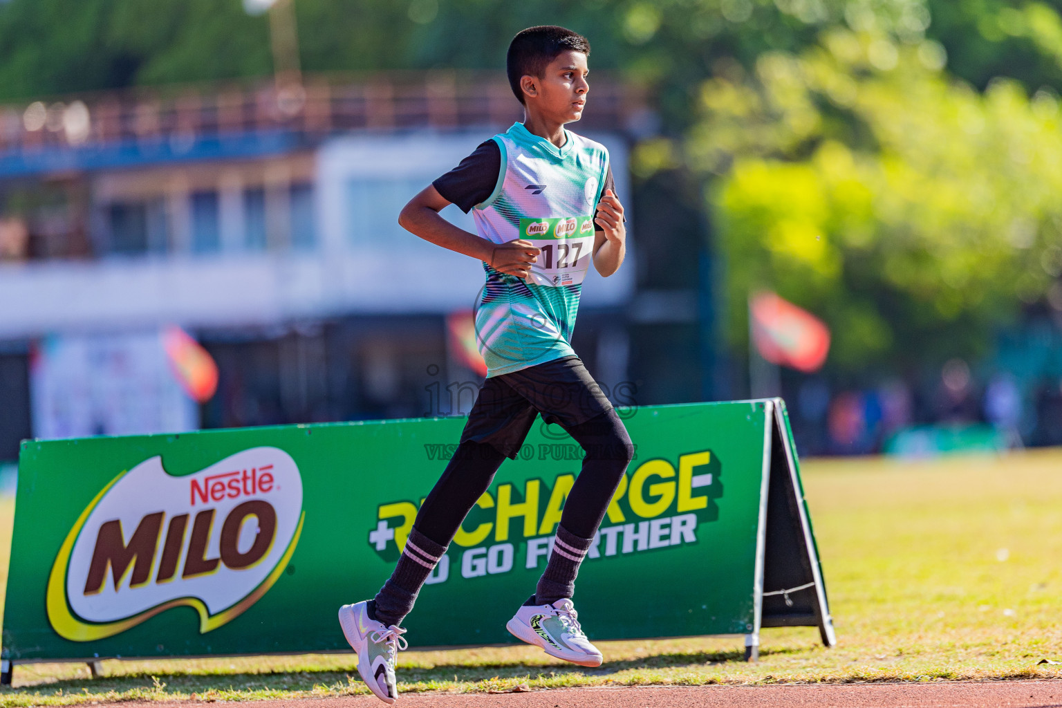 Day 1 of Inter-school Athletics Championship 2025 held in Ekuveni Synthetic Track, Male', Maldives on Monday, 06th October 2025. Photos by: Areef Adam  / Images.mv