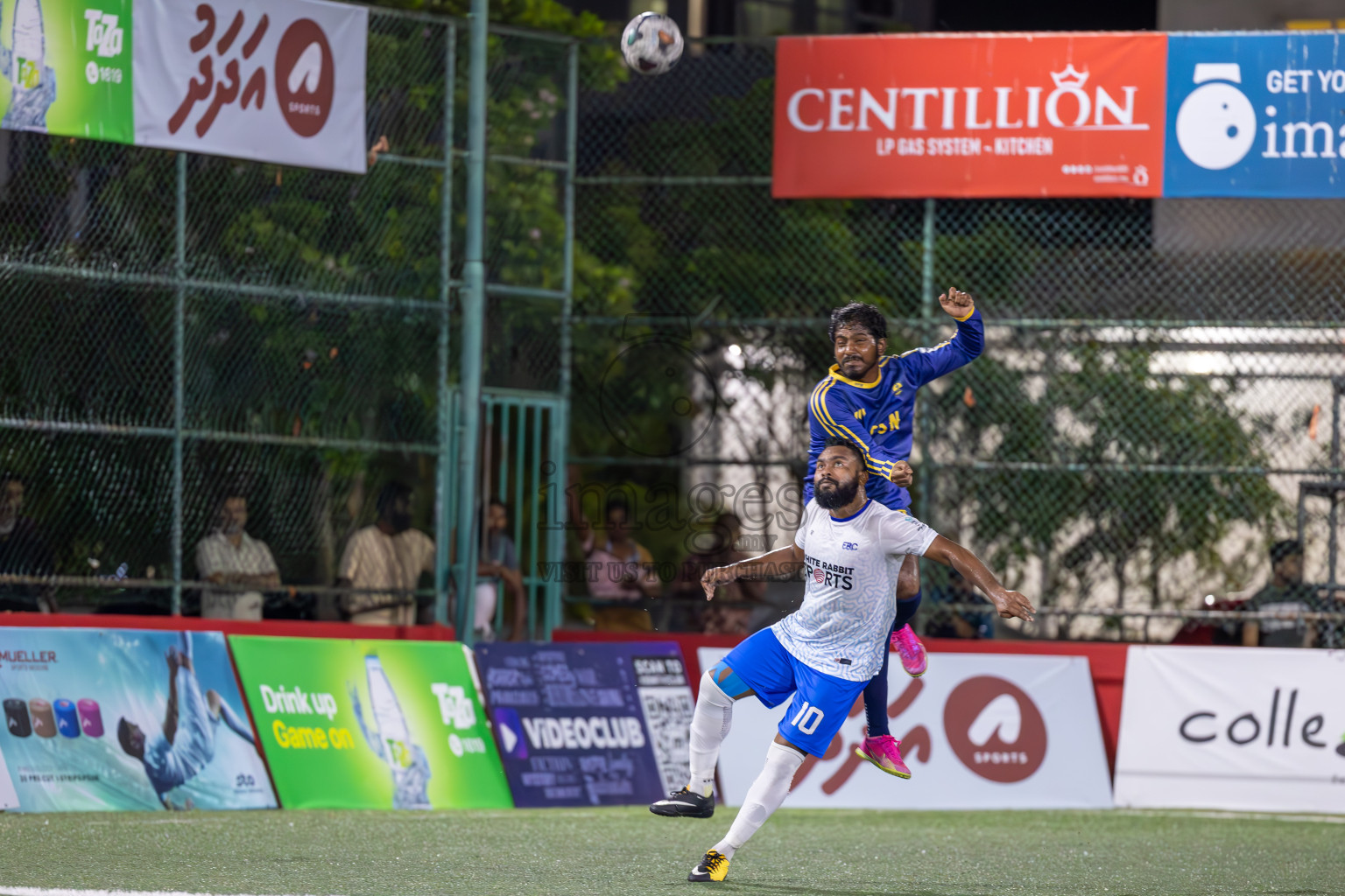 HPSN vs Fisheries RC in Club Maldives Classic 2024 held in Rehendi Futsal Ground, Hulhumale', Maldives on Tuesday, 10th September 2024.
Photos: Ismail Thoriq / images.mv