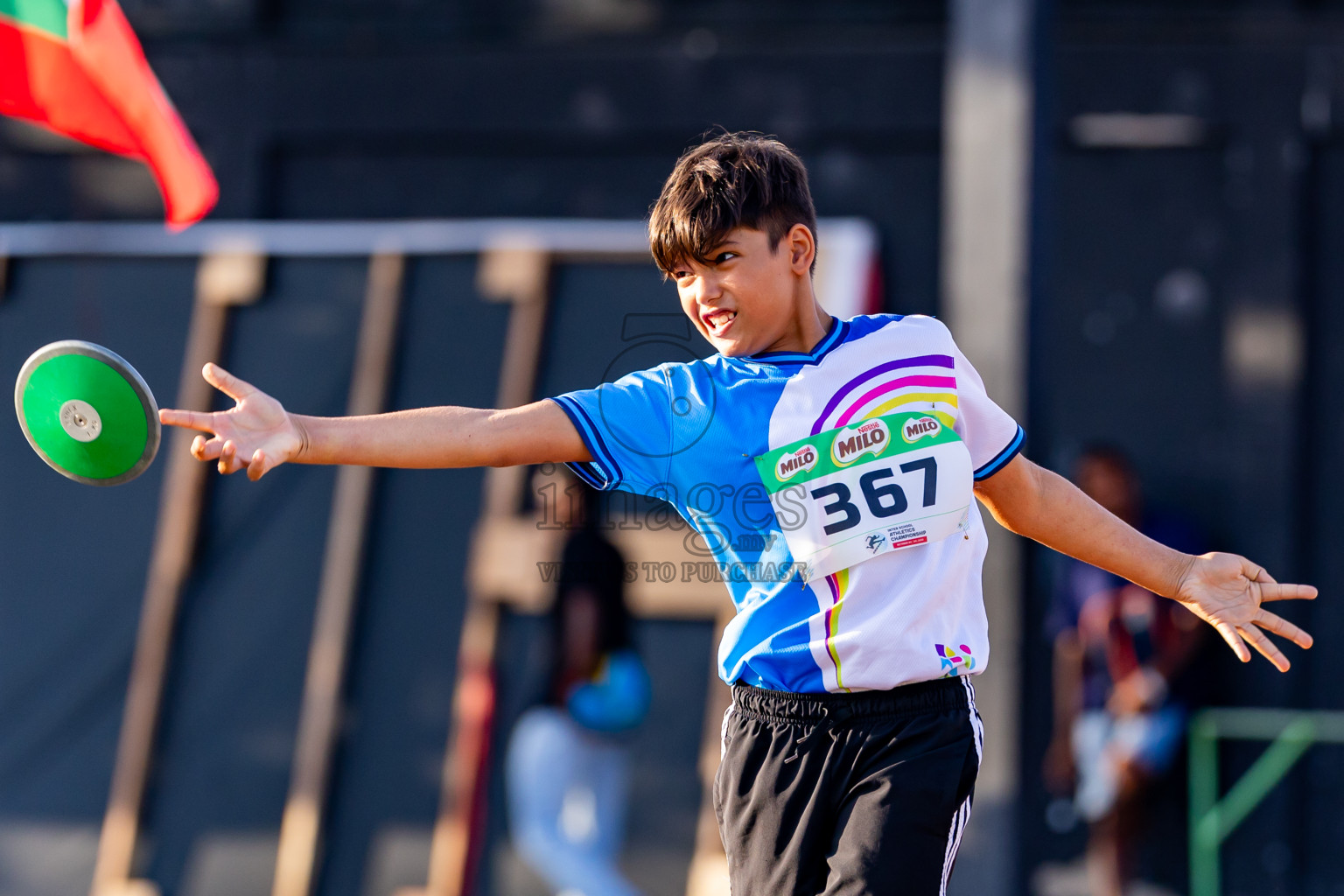 Day 4 of Inter-school Athletics Championship 2025 held in Ekuveni Synthetic Track, Male', Maldives on Thursday, 09th October 2025. Photos by: Nausham Waheed / Images.mv