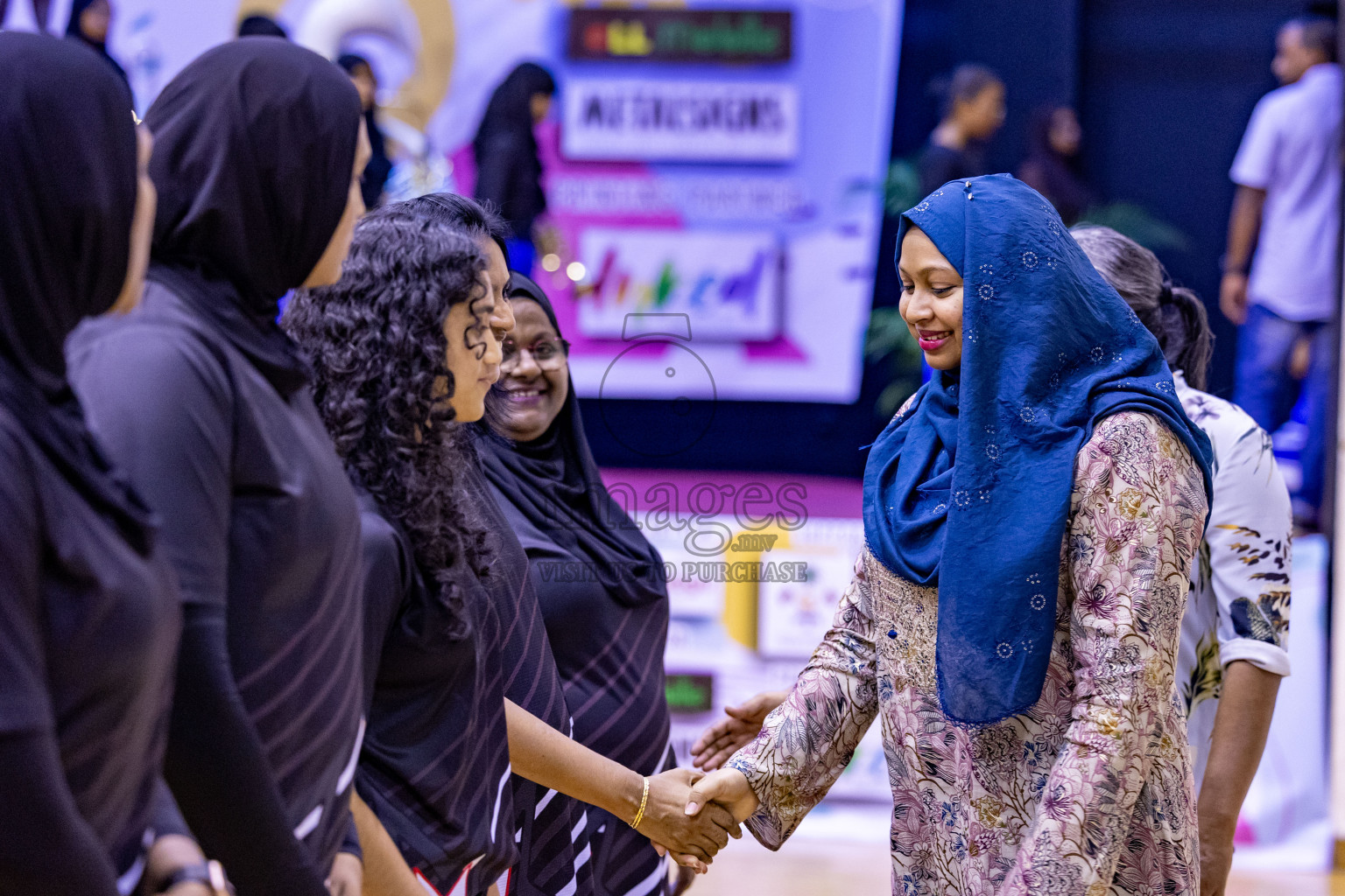 Iskandhar School vs Ghiyasuddin International School in the U15 Finals of Inter-school Netball Tournament held in Social Center at Male', Maldives on Monday, 26th August 2024. Photos: Hassan Simah / images.mv