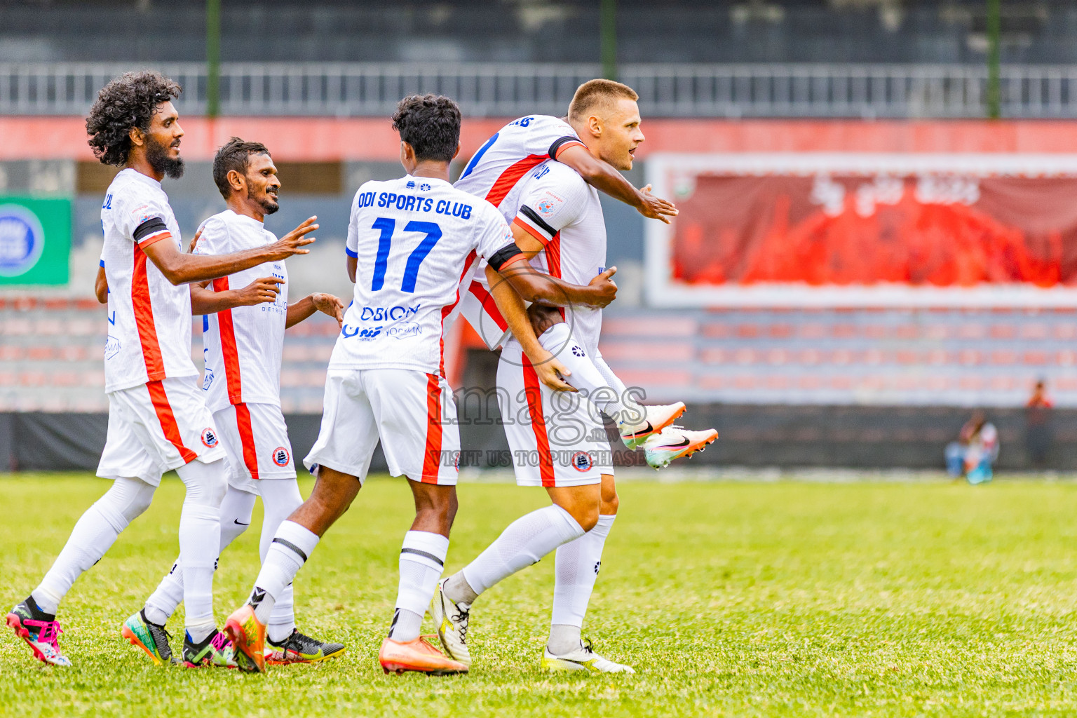Club Valencia vs Odi Sports Club in Dhivehi Premier League 2025/26 held in National Football Stadium, Male', Maldives on Friday, 26th September 2025. Photos: Areef Adam / Images.mv