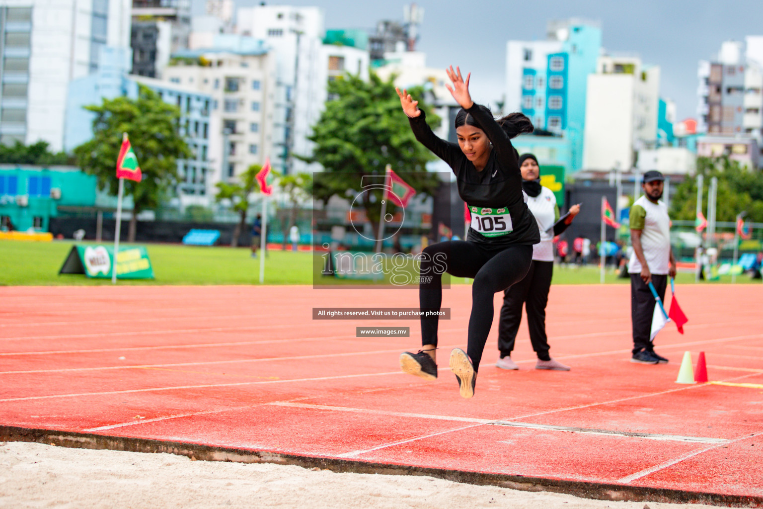 Day 2 of National Athletics Championship 2023 was held in Ekuveni Track at Male', Maldives on Friday, 24th November 2023. Photos: Hassan Simah / images.mv