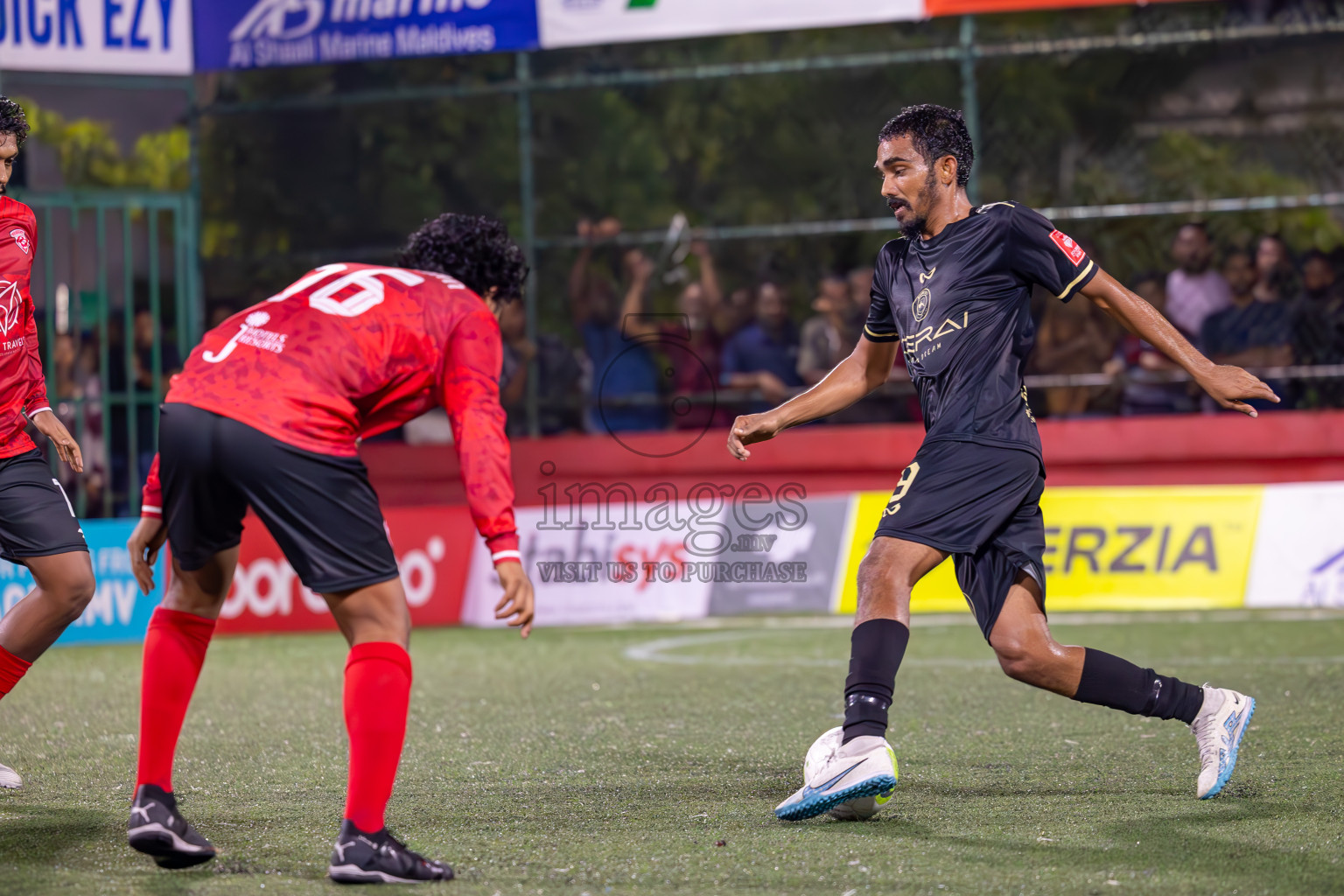 ADh Maamigili vs ADh Mahibadhoo on Day 36 of Golden Futsal Challenge 2024 was held on Wednesday, 21st February 2024, in Hulhumale', Maldives
Photos: Ismail Thoriq, / images.mv