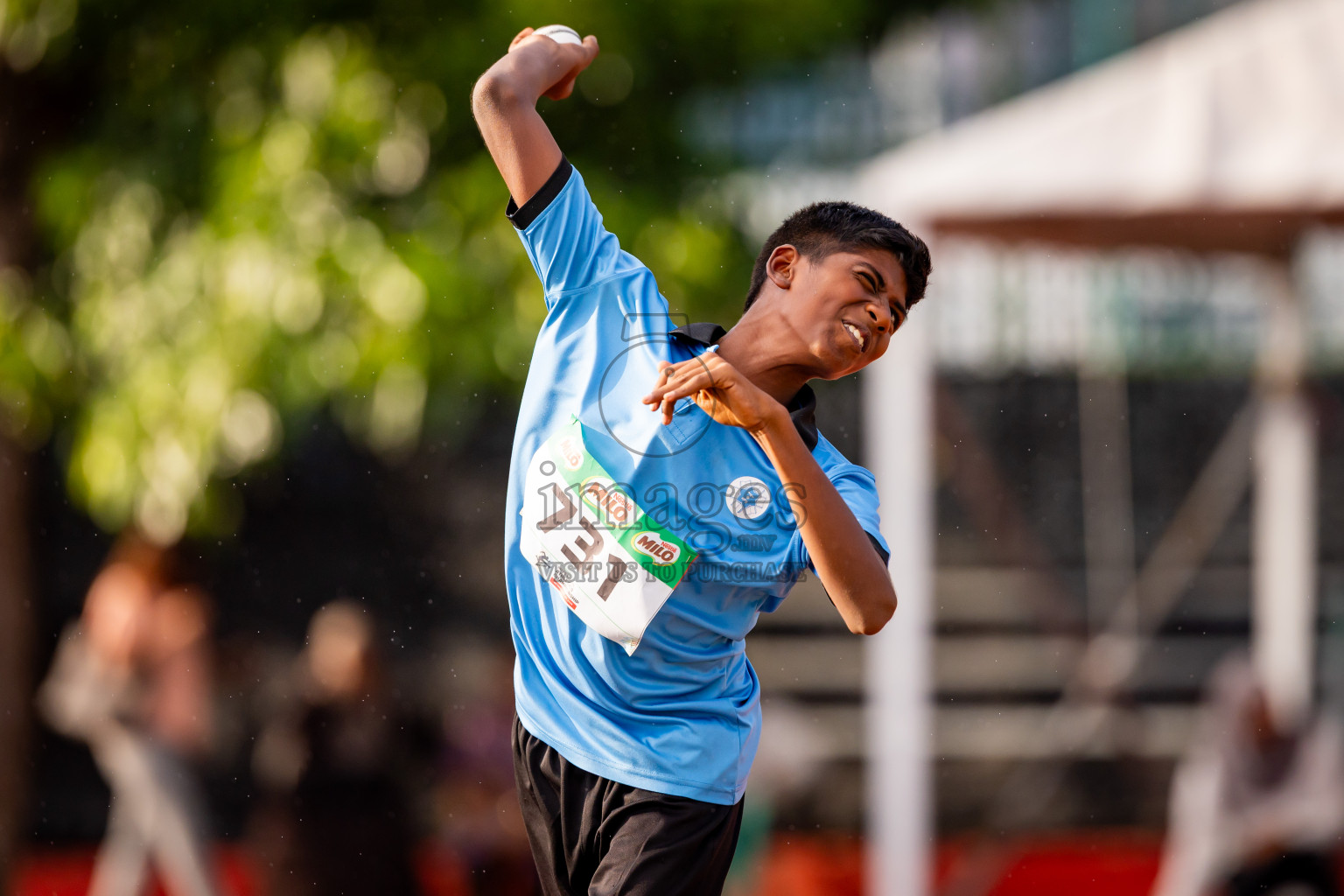 Day 3 of Inter-school Athletics Championship 2025 held in Ekuveni Synthetic Track, Male', Maldives on Wednesday, 08th October 2025. Photos by: Nausham Waheed / Images.mv