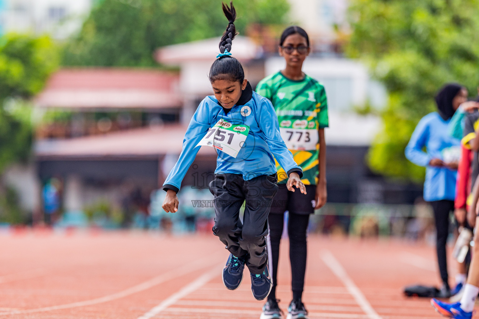 Day 4 of Inter-school Athletics Championship 2025 held in Ekuveni Synthetic Track, Male', Maldives on Thursday, 09th October 2025. Photos by: Areef Adam / Images.mv