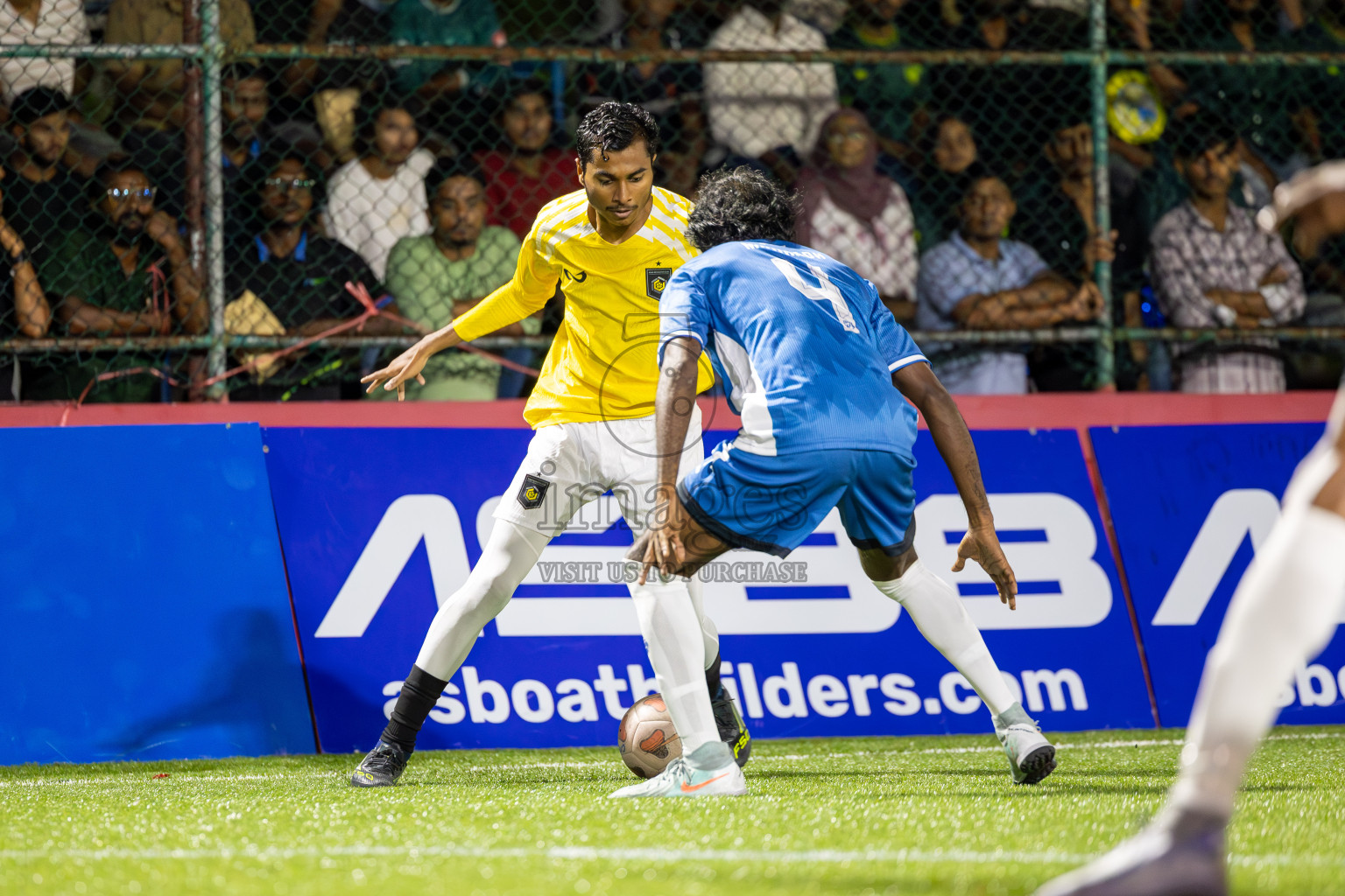 RRC vs FEN in Day 4 of Club Maldives Cup 2025 was held in Rehendi Futsal Ground, Hulhumale', Maldives on Thursday, 2nd October 2025. Photos: Mohamed Mahfooz Moosa / images.mv