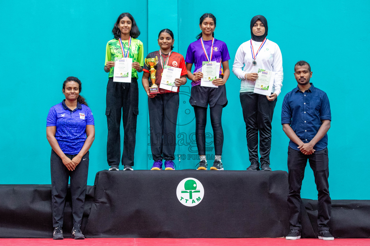 Senior Finals and Awarding ceremony of Interschool Table Tennis Tournament 2024 was held in Male' TT Hall, Male', Maldives on Saturday, 10th August 2024.
Photos: Ismail Thoriq / images.mv