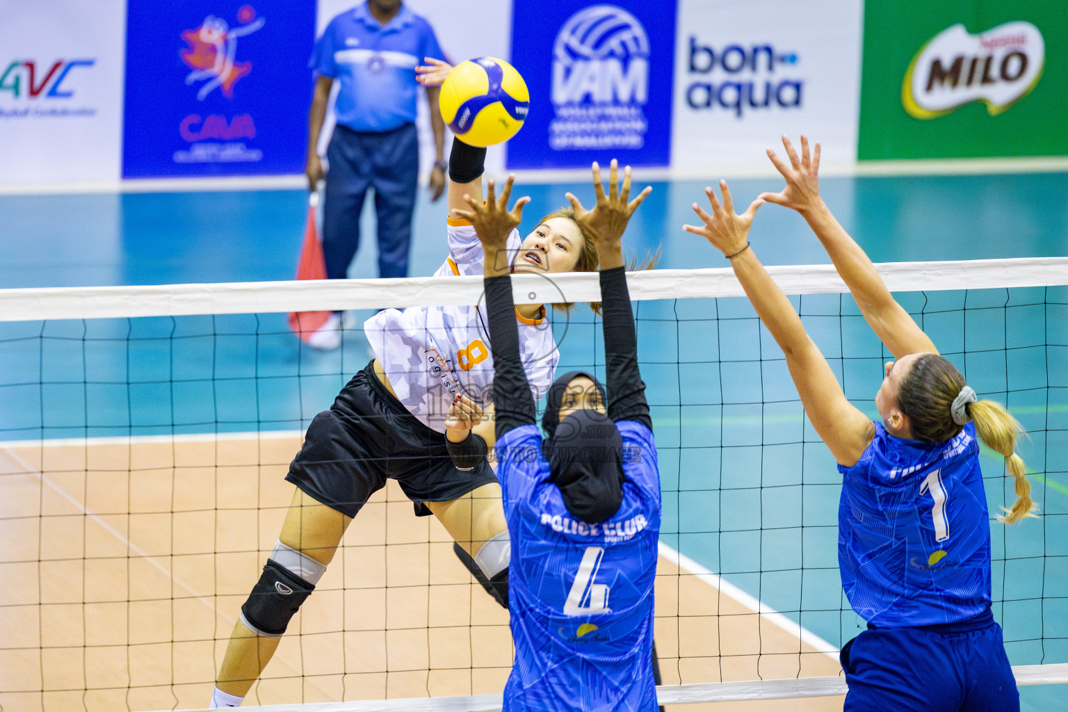 Police Club vs Flexor Sports Club in Day 1 of National Volleyball League 2025 - Women's Division held in Male', Maldives on Saturday, 19th April 2025 at Social Center Indoor Hall Photos 
By: Hassan Simah / images.mv