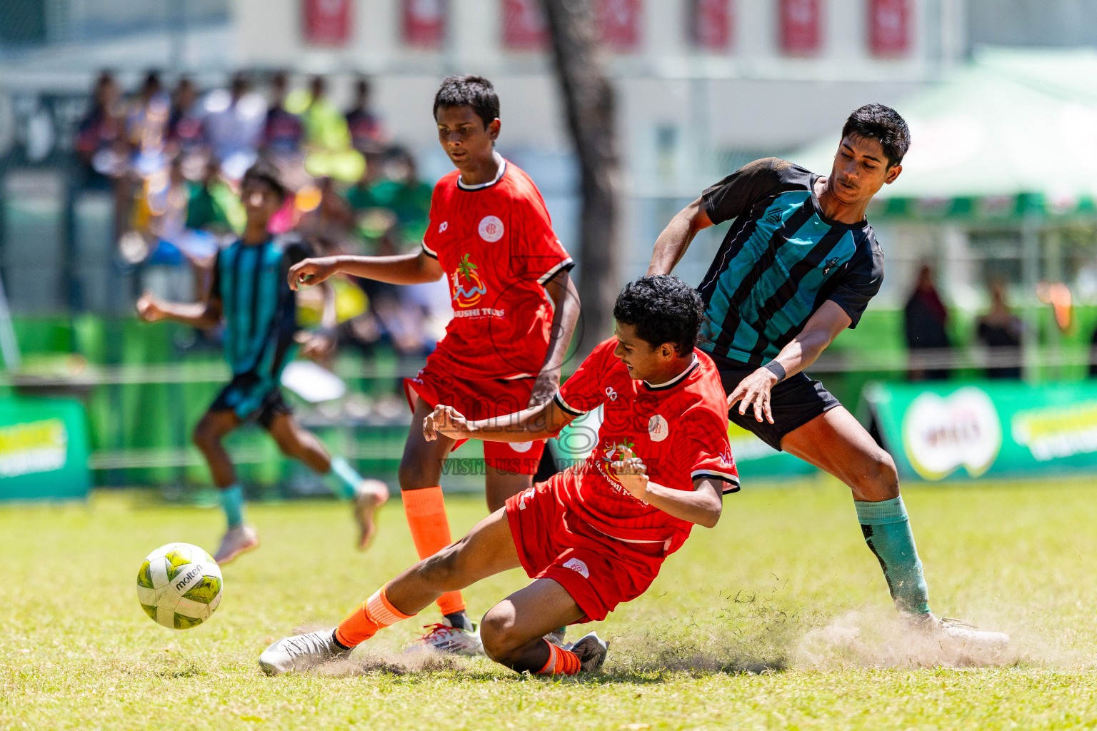 Day 5 of MILO Academy Championship 2025 (U14) was held on Monday, 3rd November 2025 at Henveiru Football Grounds, Male', Maldives . 

Photos: Mohamed Mahfooz Moosa / images.mv