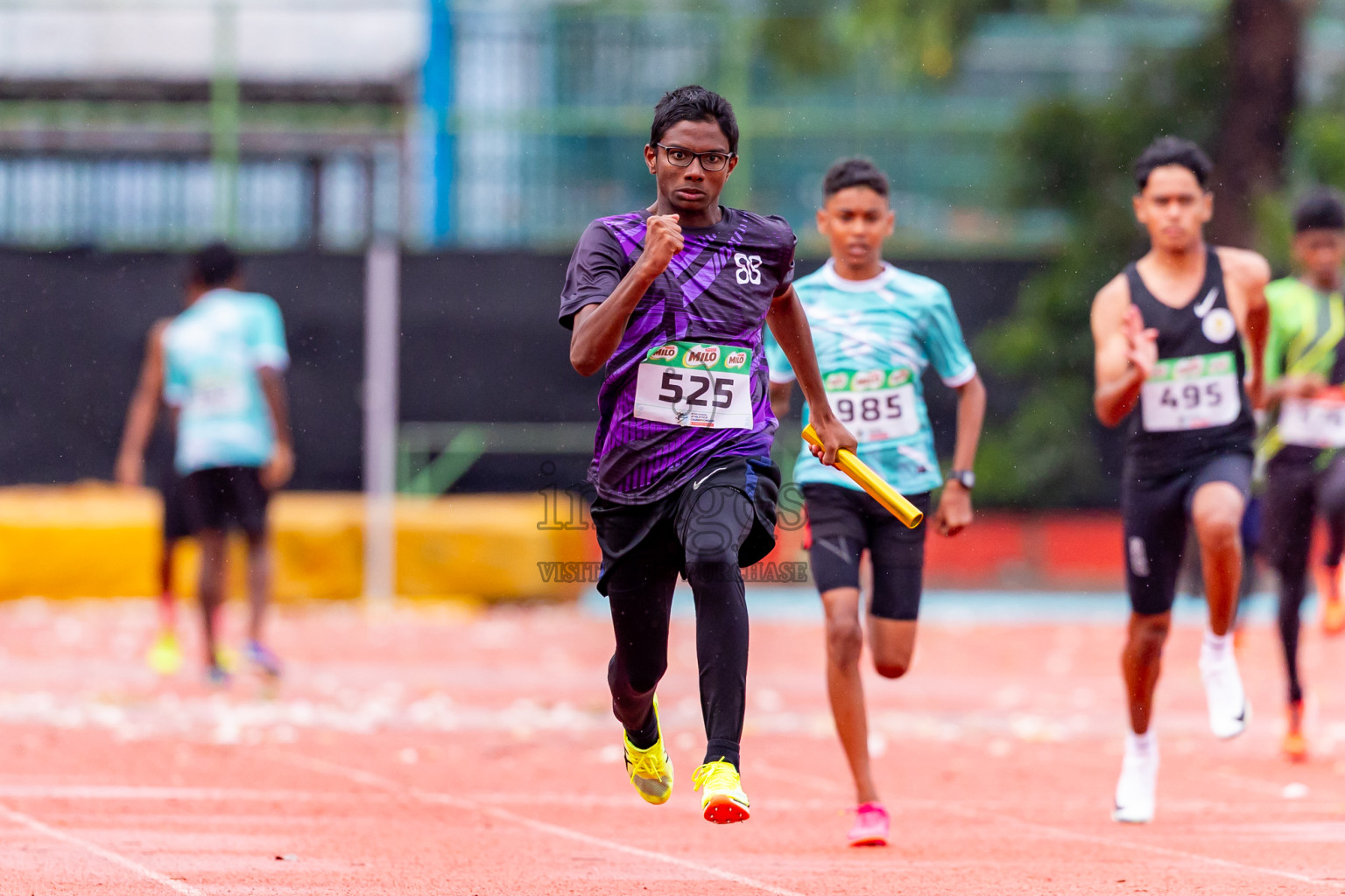 Day 6 of Inter-school Athletics Championship 2025 held in Ekuveni Synthetic Track, Male', Maldives on Sunday, 12th October 2025. Photos by: Nausham Waheed / Images.mv