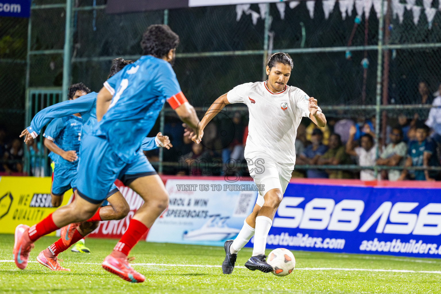 Criminal Court vs Club Binaara in Semi Final of Club Maldives Classic 2025 was held in Rehendi Futsal Ground, Hulhumale', Maldives on Wednesday, 1st October 2025. Photos: Ismail Thoriq / images.mv