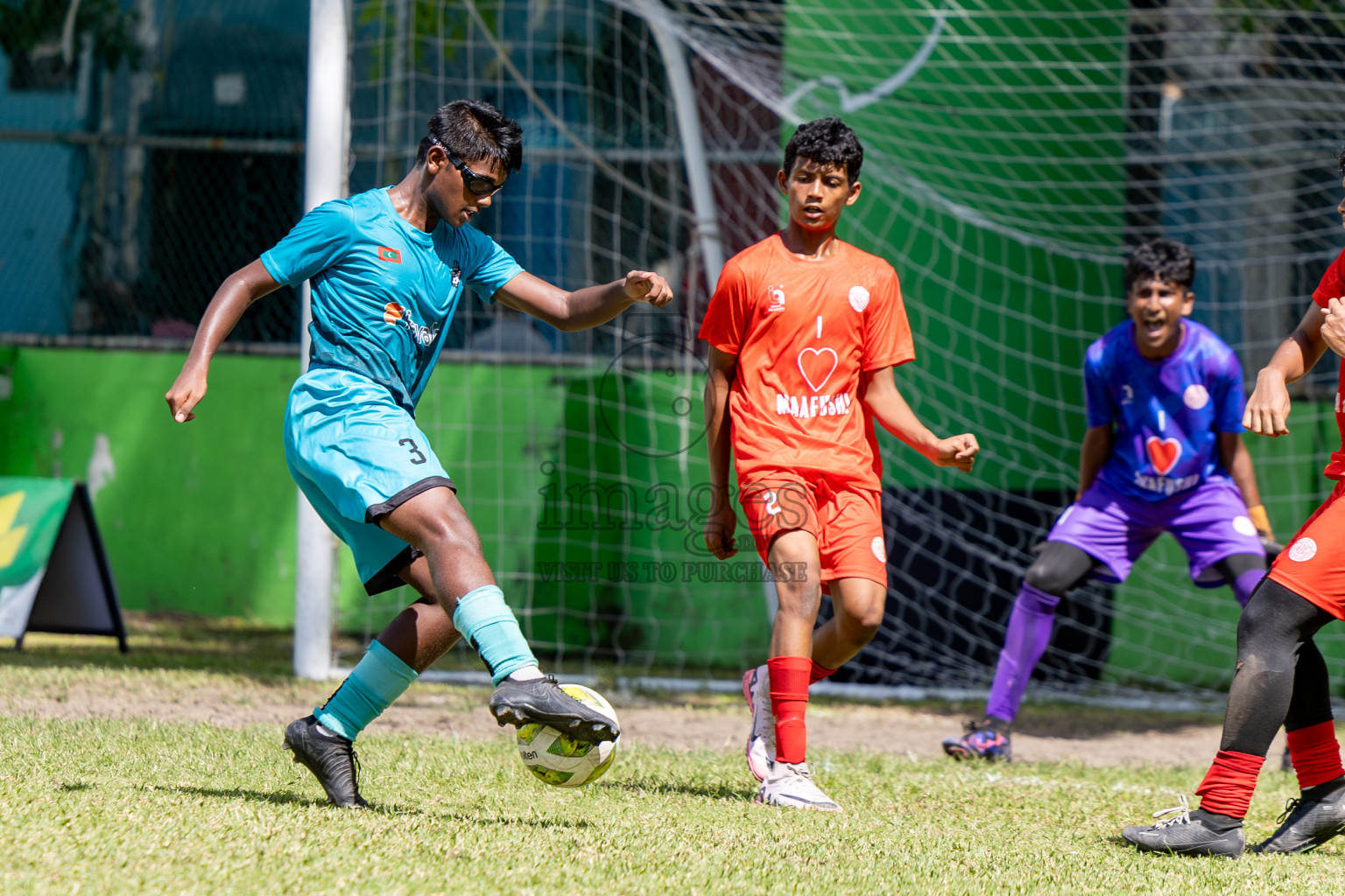 Day 4 of MILO Academy Championship 2024 (U-14) was held in Henveyru Stadium, Male', Maldives on Sunday, 3rd November 2024. 
Photos: Hassan Simah / Images.mv