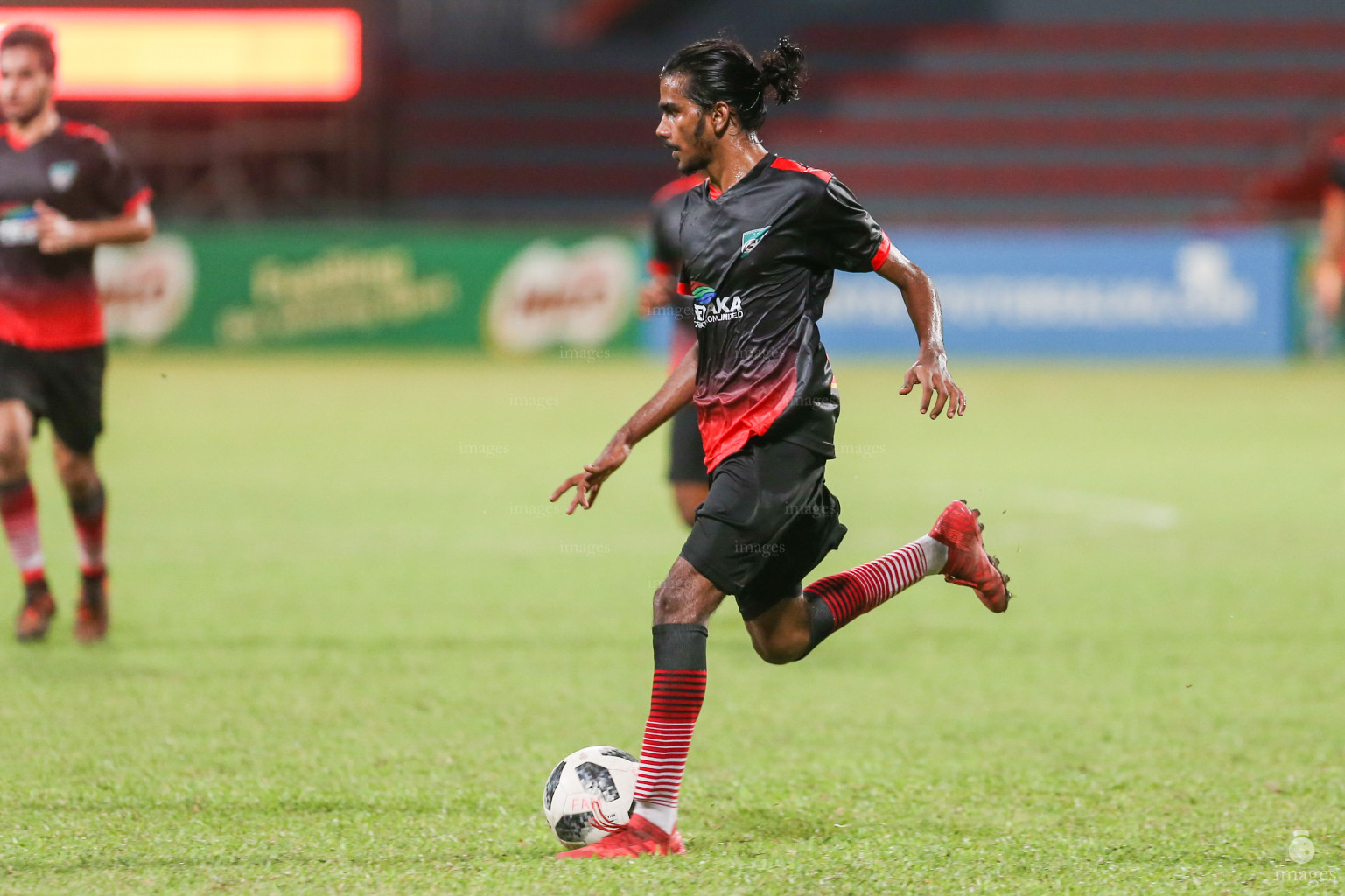 Dhiraagu Dhivehi Premier League 2018Fehendhoo vs Foakaidhoo, Male' Maldives, Thursday, September 27, 2018 (Images.mv Photo/Suadh Abdul Sattar)