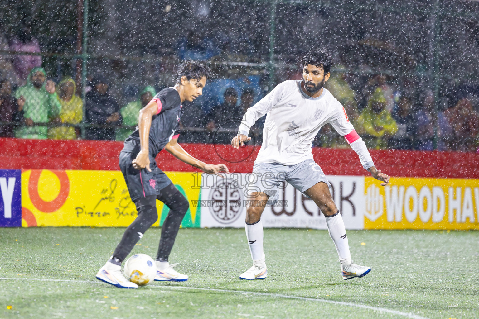 Lh Naifaru vs Lh Kurendhoo on Day 22 of Golden Futsal Challenge 2025 was held on Sunday , 26th January 2025, in Hulhumale', Maldives.
Photos: Ismail Thoriq / images.mv
