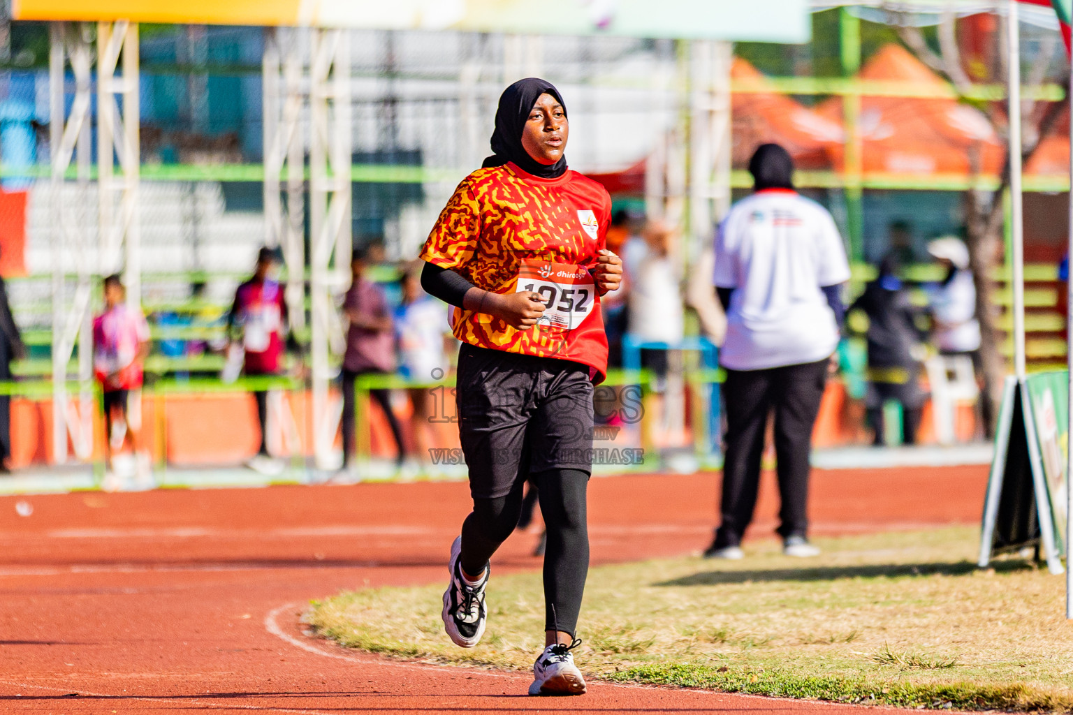 Day 3 of Inter-school Athletics Championship 2025 held in Ekuveni Synthetic Track, Male', Maldives on Wednesday, 08th October 2025. Photos by: Areef Adam / Images.mv