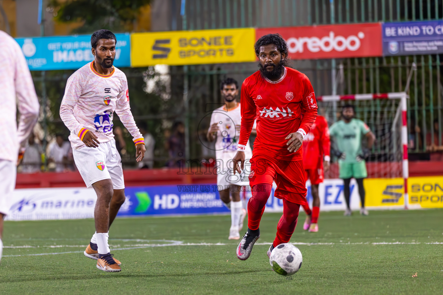 GA Maamendhoo VS GA Kondey in Day 14 of Golden Futsal Challenge 2024 was held on Sunday, 28th January 2024, in Hulhumale', Maldives
Photos: Ismail Thoriq / images.mv