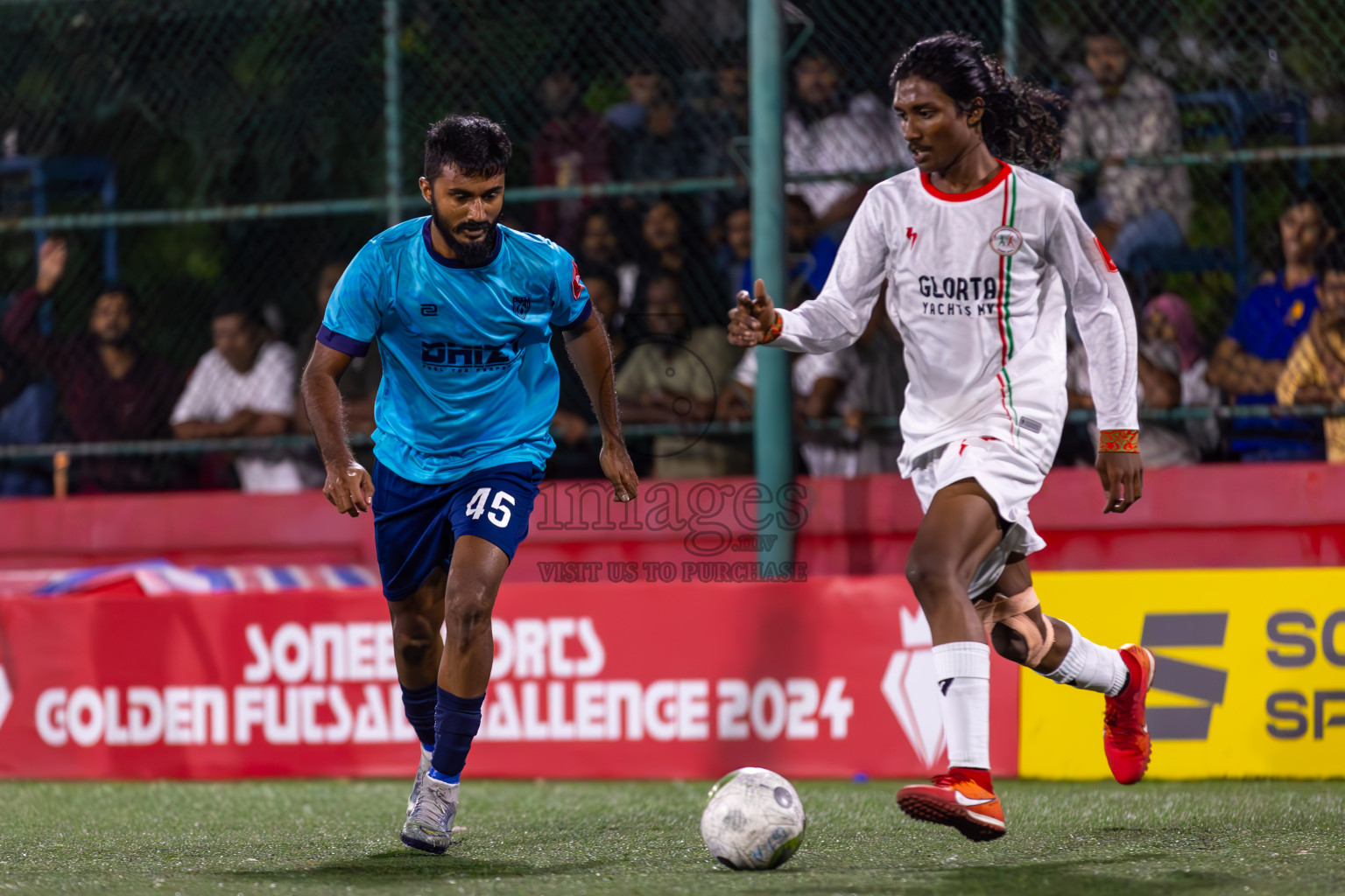 L Maamendhoo vs L Isdhoo in Day 12 of Golden Futsal Challenge 2024 was held on Friday, 26th January 2024, in Hulhumale', Maldives
Photos: Ismail Thoriq / images.mv