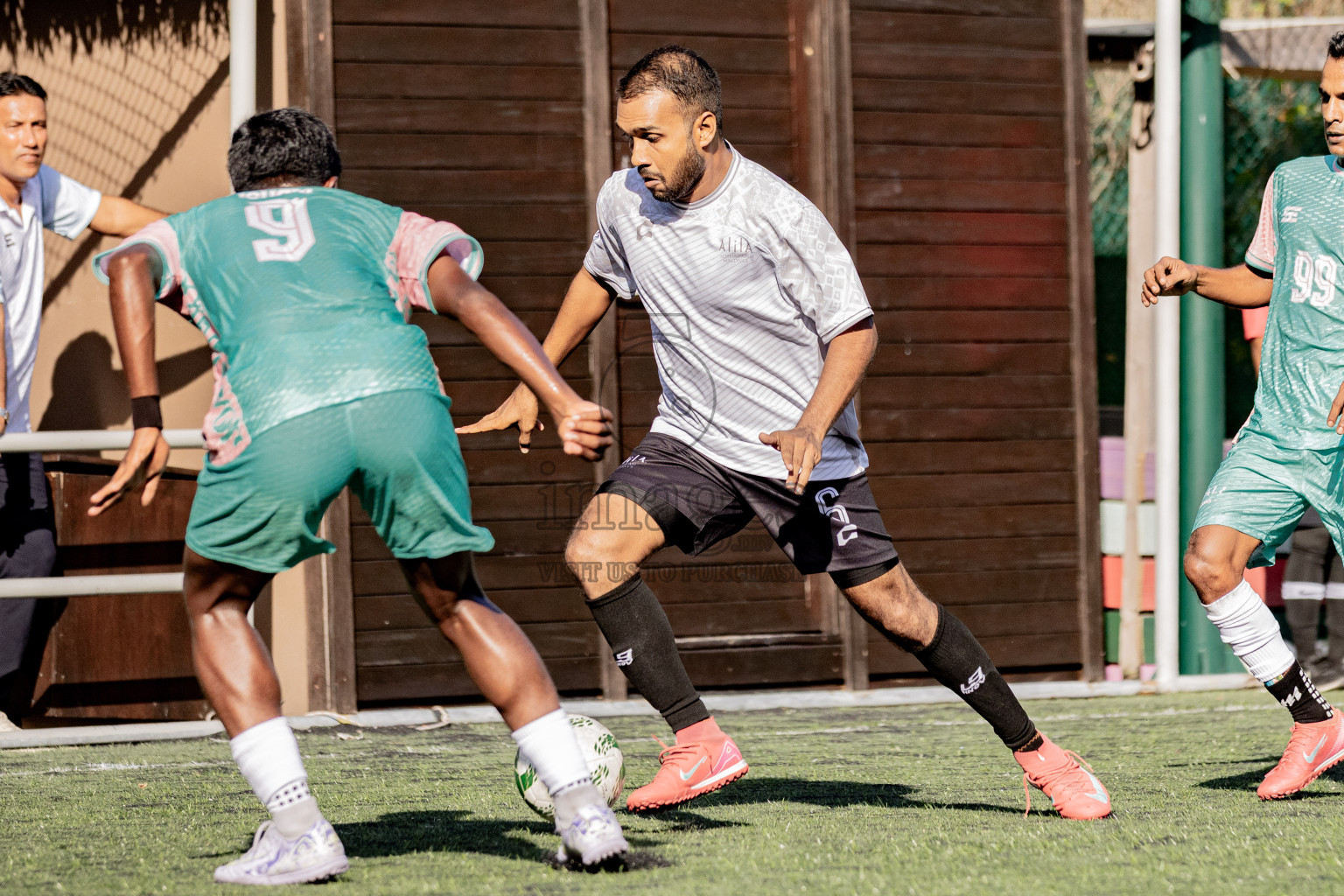 Resort League 2025 Raa Zone - Final Match
Joali vs kothaifaru in Resort League 2025 (Raa Zone) was held on Thursday, 21th august 2025 in JOALI Maldives Resort, Raa Atoll, Maldives. Photos: Areef Adam / images.mv