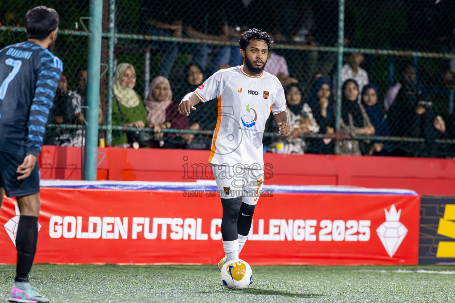 Th Hirilandhoo vs Th Buruni in Day 10 of Golden Futsal Challenge 2025 was held on Tuesday, 14th January 2025, in Hulhumale', Maldives Photos: Ismail Thoriq / images.mv