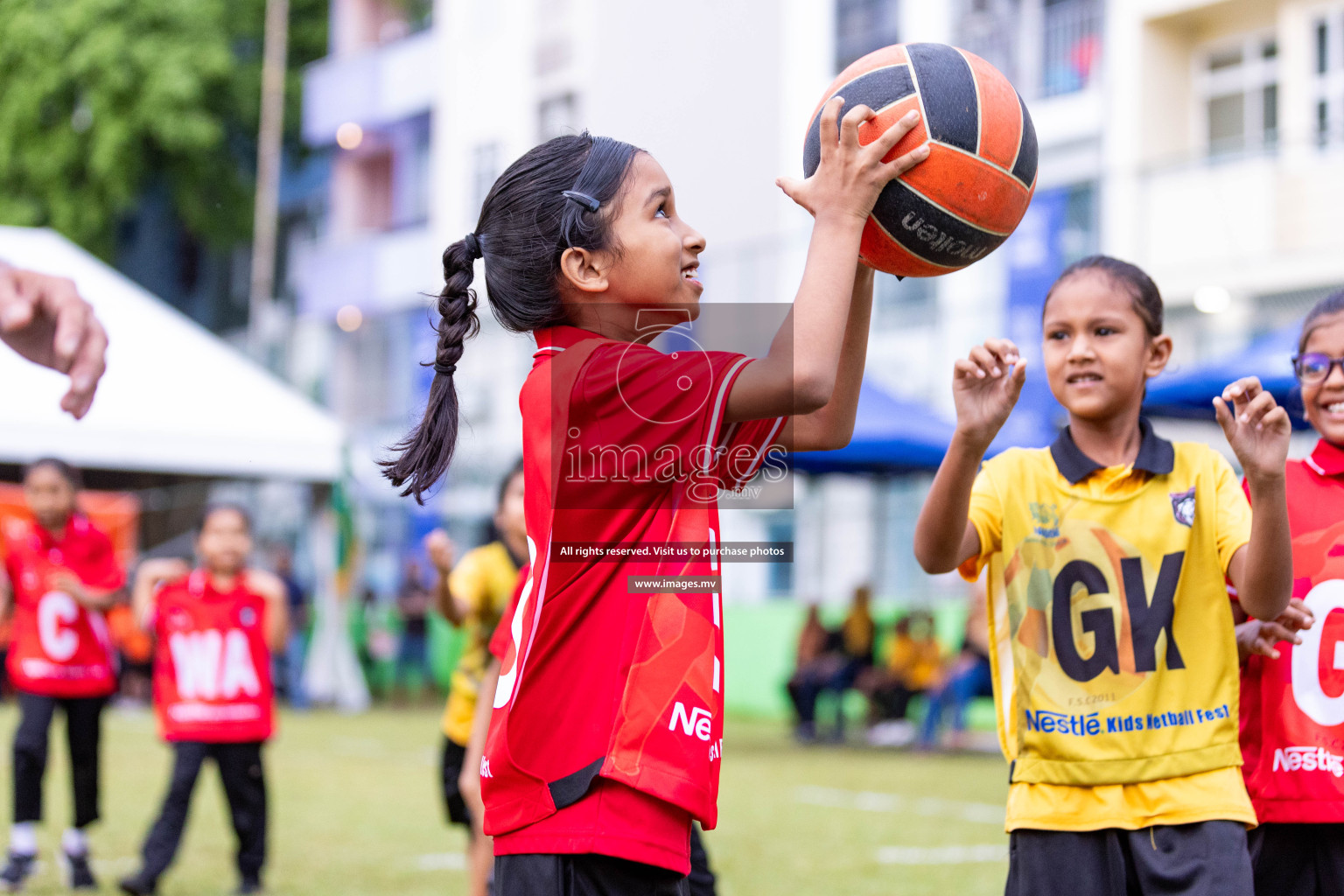 Day 2 of Nestle' Kids Netball Fiesta 2023 held in Henveyru Stadium, Male', Maldives on Thursday, 1st December 2023. Photos by Nausham Waheed / Images.mv