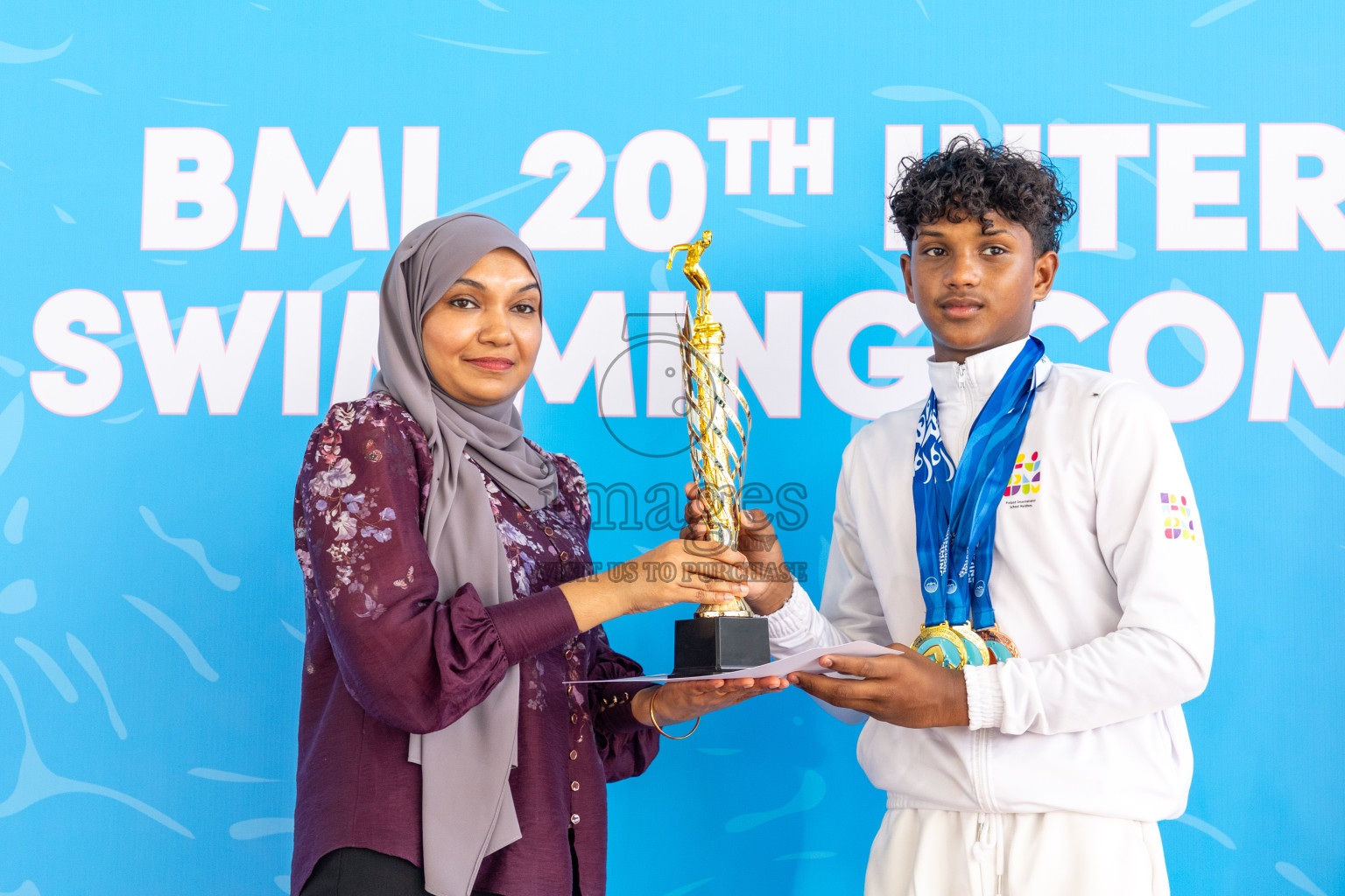 Closing ceremony of BML 20th Inter-School Swimming Competition was held in Hulhumale' Swimming Complex on Saturday, 19th October 2024. 
Photos: Ismail Thoriq