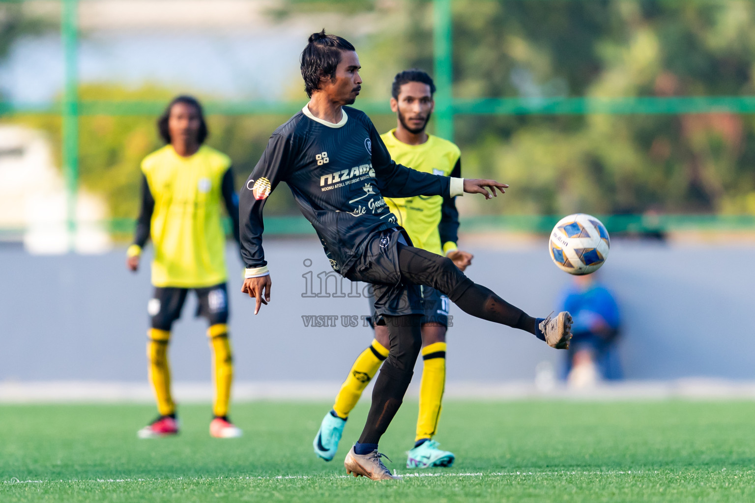 Kanmathi Juniors vs JT Sports from Manadhoo Council Cup 2024 in N Manadhoo Maldives on Wednesday, 21st February 2023. Photos: Nausham Waheed / images.mv