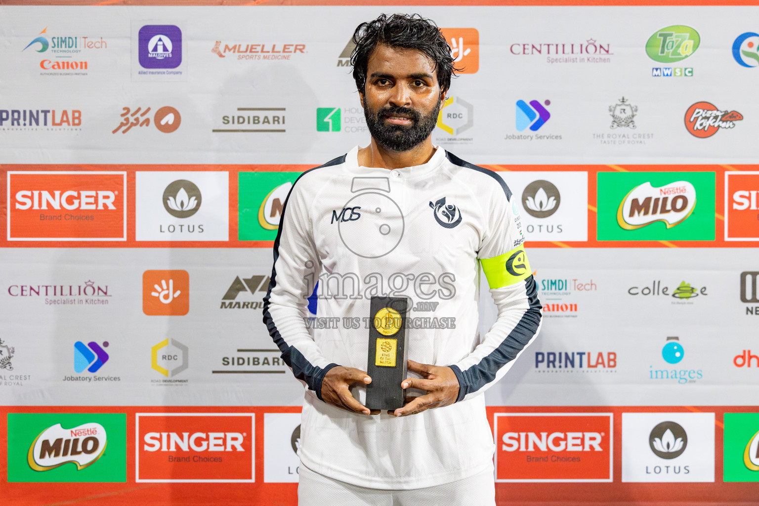 DHAAKHILY CLUB vs HULHUMALE HOSPITAL in Club Maldives Classic 2024 held in Rehendi Futsal Ground, Hulhumale', Maldives on Thursday, 5th September 2024. Photos: Hassan Simah / images.mv