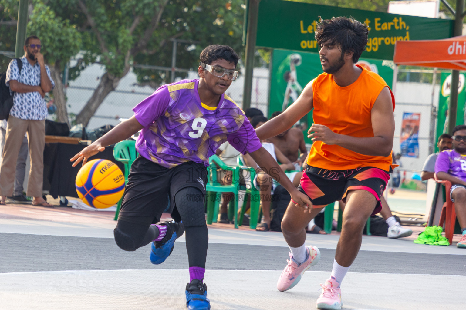 Day 1 of MILO Ramadan 3x3 Challenge 2024 was held in Ekuveni Outdoor Basketball Court at Male', Maldives on Tuesday, 12th March 2024. 
Photos: Ismail Thoriq / images.mv