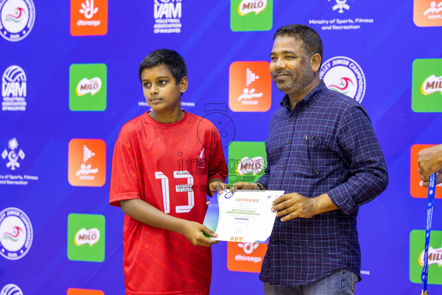 ADh Maamigili vs Male' City in the Finals of MILO Raajje Volley Junior Championship 2025 (U16 Boys) was held in Social Center Indoor Hall, Maldives on Saturday, 27th September 2025. Photos: Ismail Thoriq / images.mv