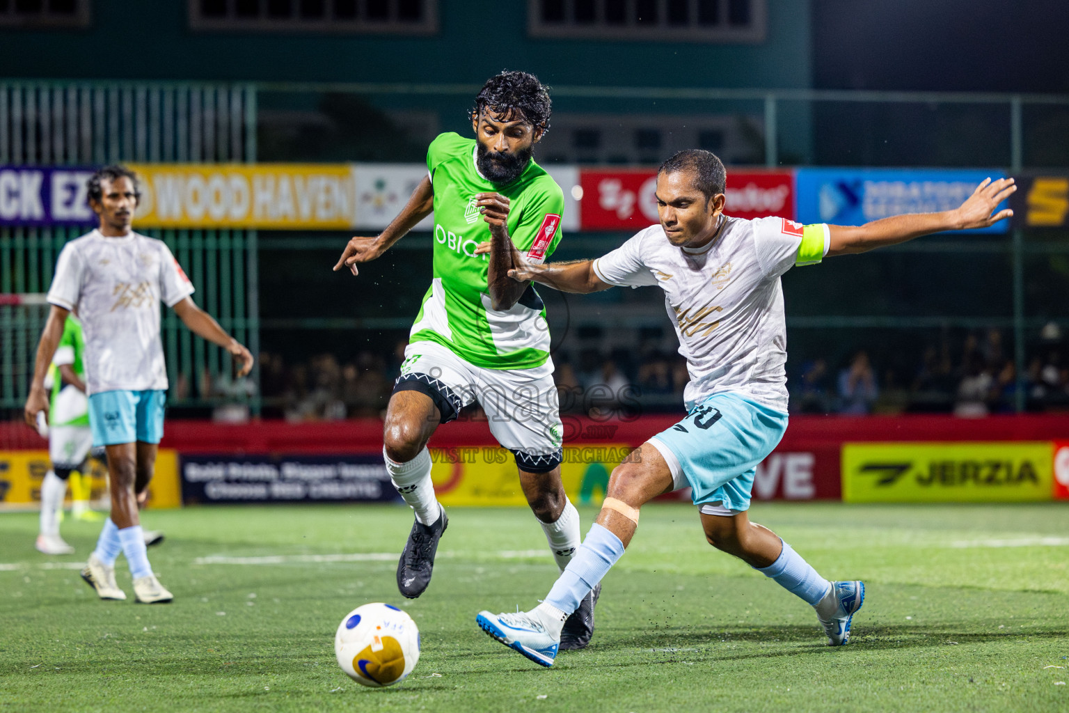 HDh Naivaadhoo vs HDh Makunudhoo in Atoll Round Semi-Final on Day 23 of Golden Futsal Challenge 2025 was held on Monday , 27th January 2025, in Hulhumale', Maldives. Photos: Nausham Waheed / images.mv